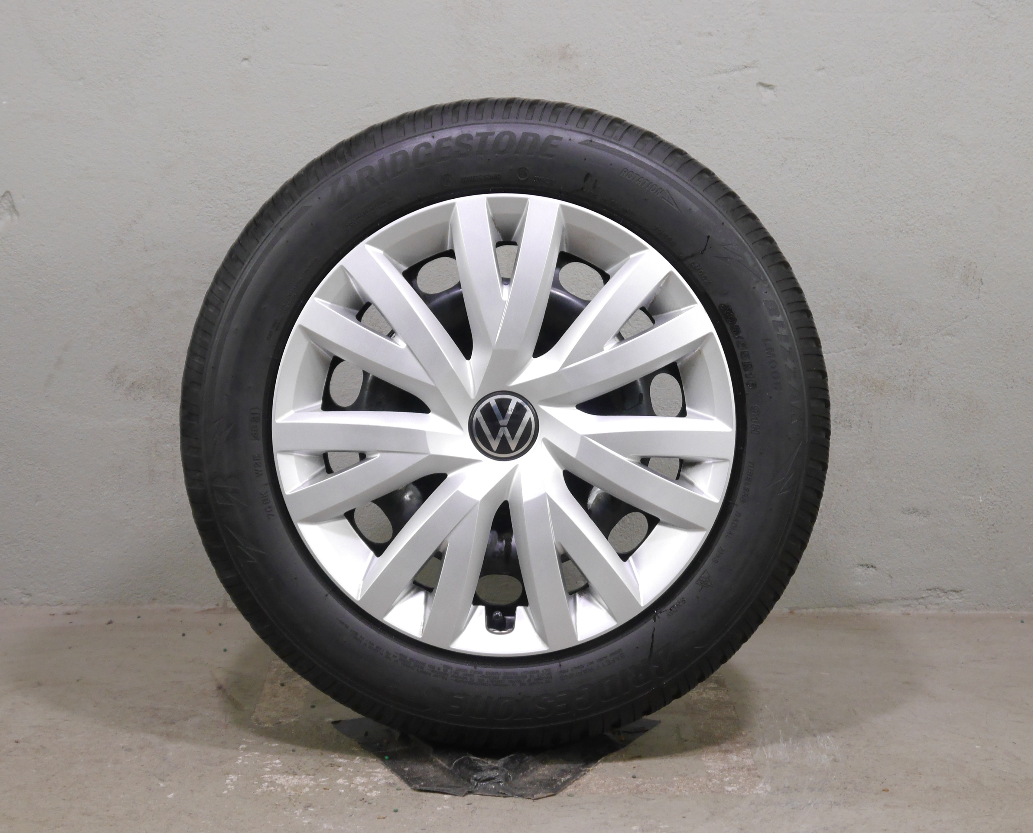 VW Golf Stahlradsatz – Winter 205/55 R16 91H – KBA48738