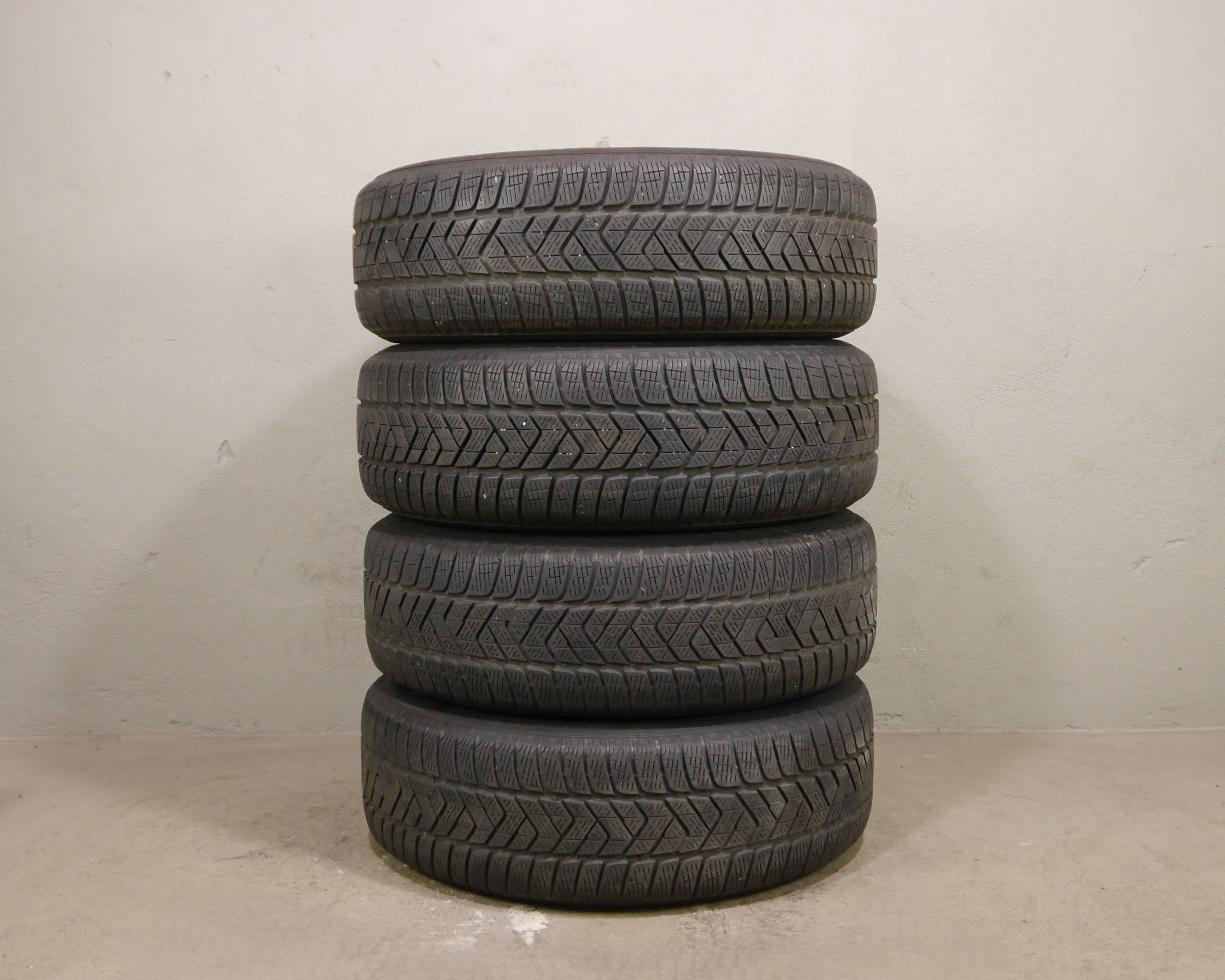 VW Tiguan Stahlradsatz – Winter 215/65 R17 99H – 5QF601027J/K SEAL