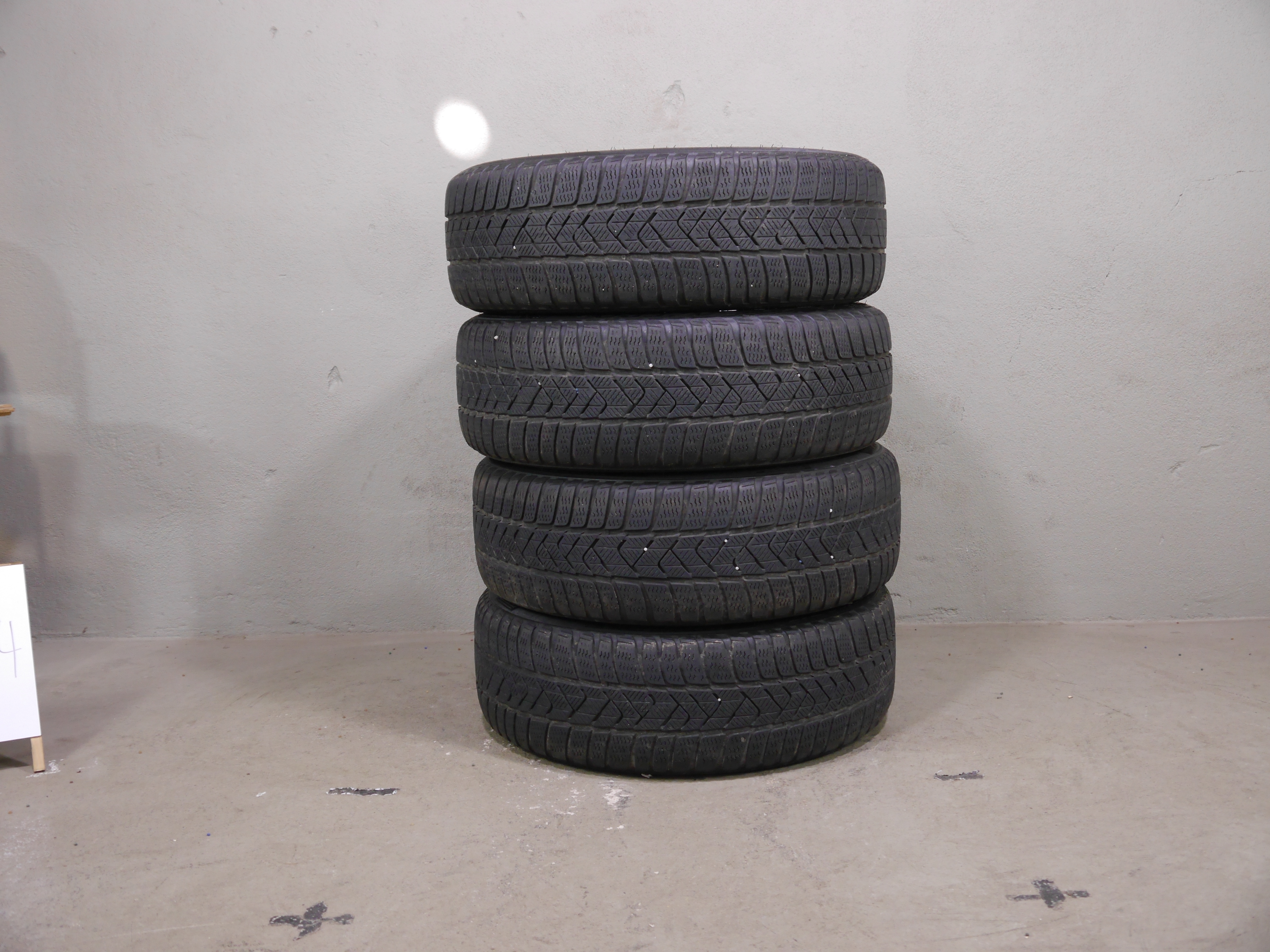 Audi A3 Aluradsatz – Winter 205/50 R17 93H (AO1) – 8Y0601025L