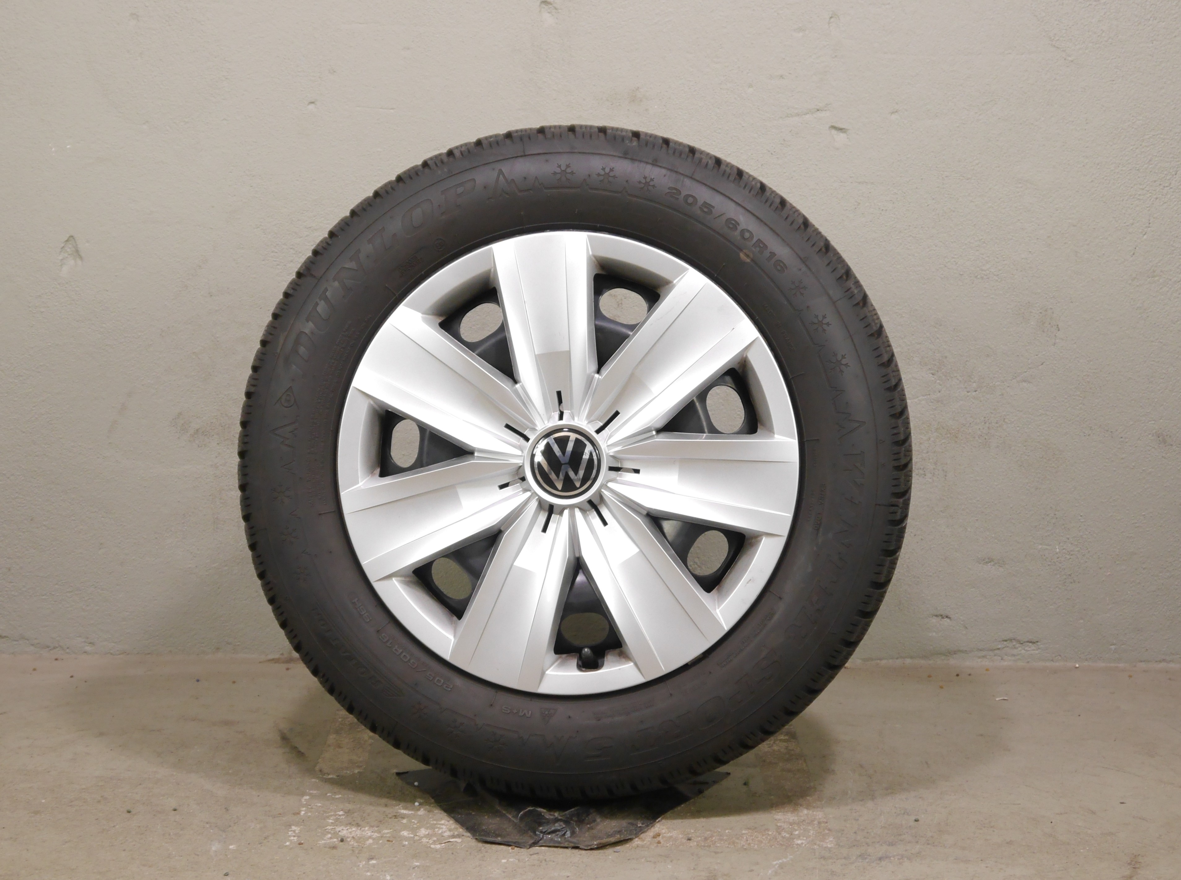 VW T-Roc Stahlradsatz – Winter 205/60 R16 92H (AO) – 5Q0601027CK