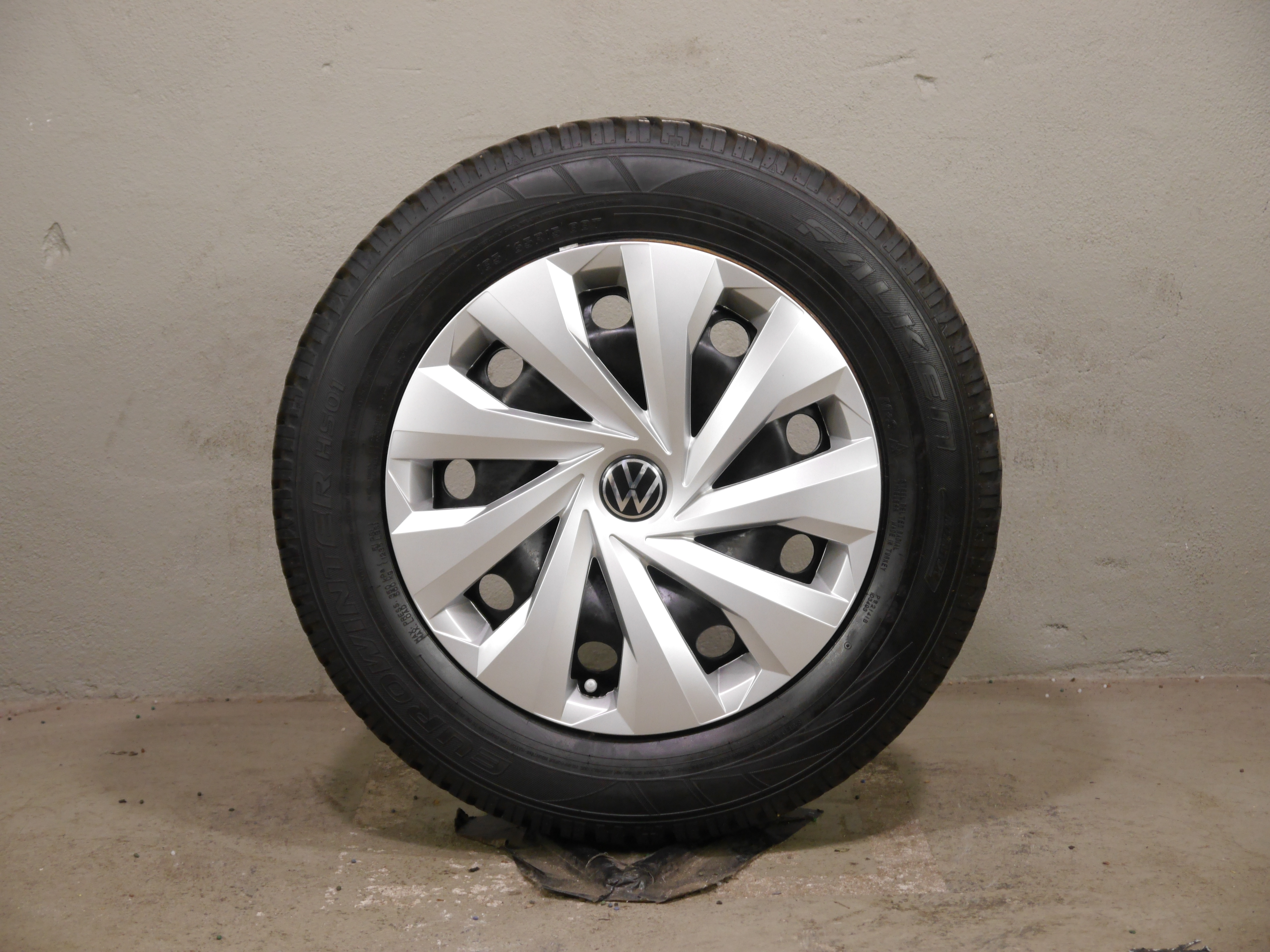 VW Polo (AE) – Stahlradsatz Winter 185/65 R15 88T – 2Q0601027AG/AH