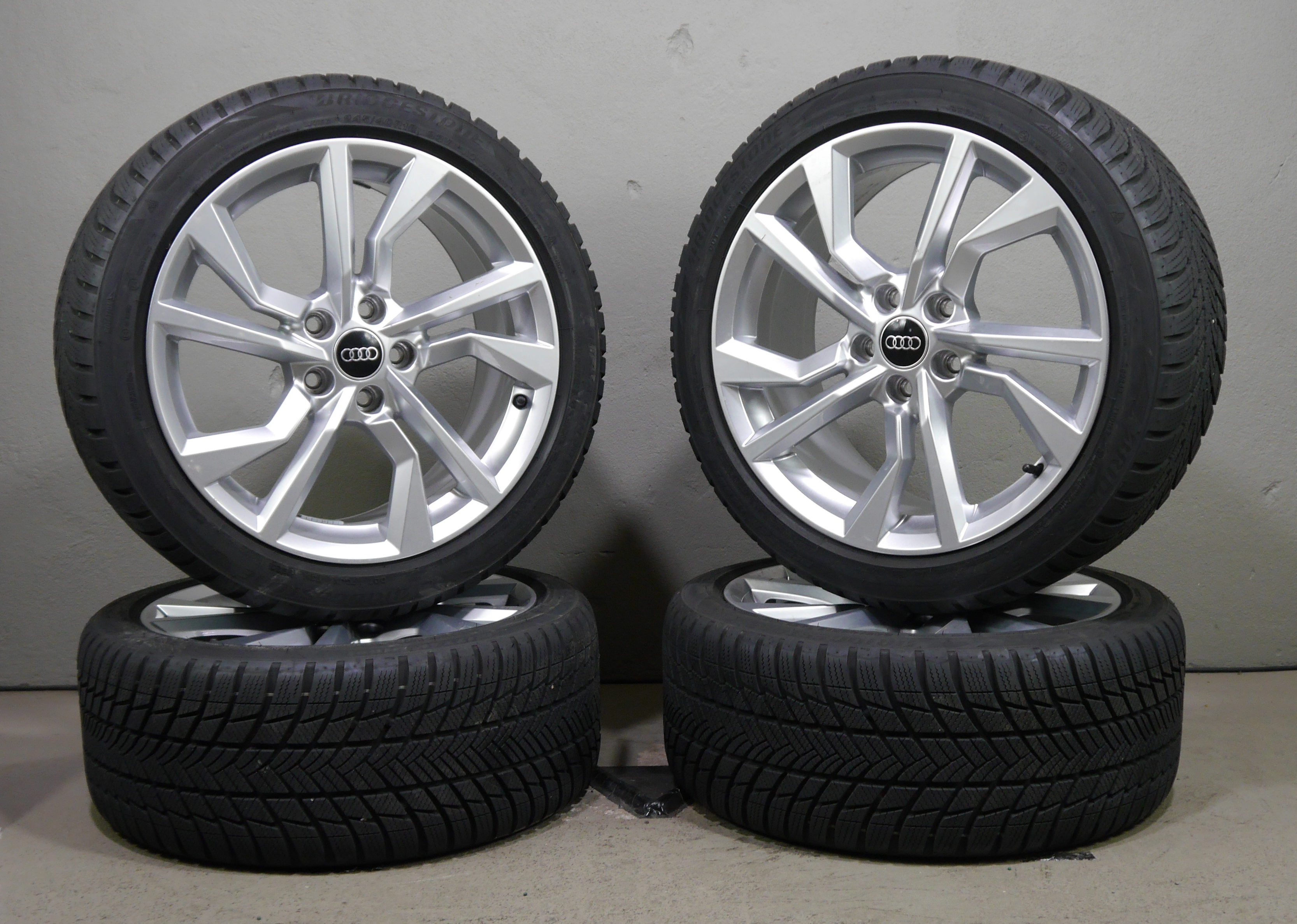 Audi TT Roadster Aluradsatz – Winter 245/40 R18 93V (AO) – 8S0601025AN
