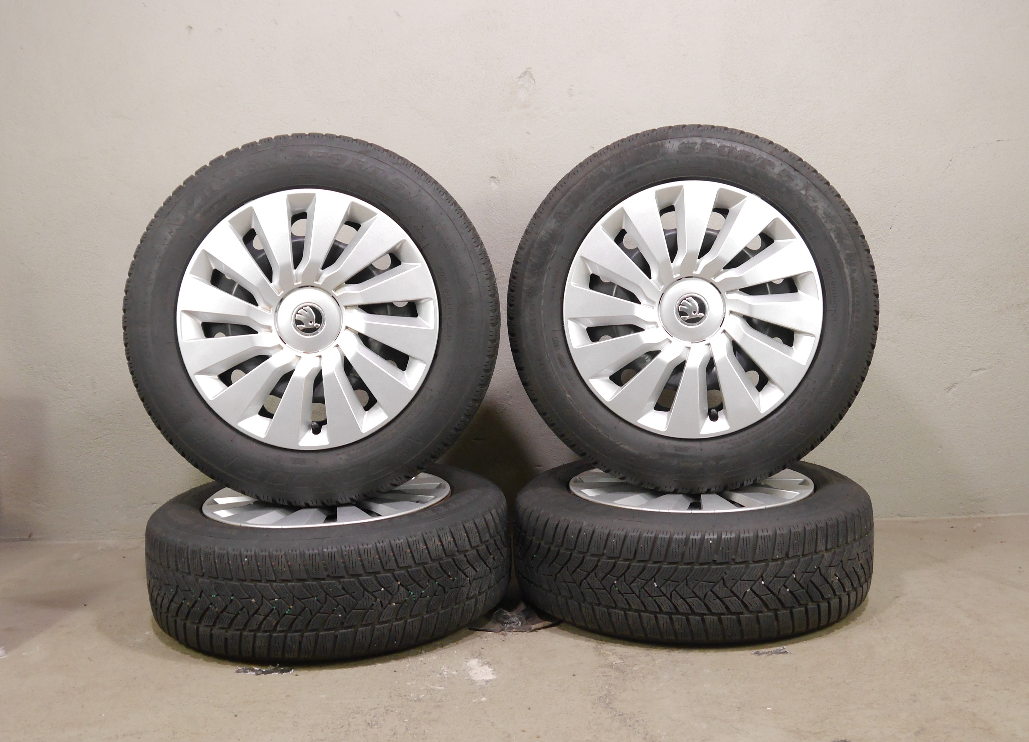 Skoda Octavia  (NX) Stahlradsatz – Winter 205/60 R16 96H  – 5Q0601027BR