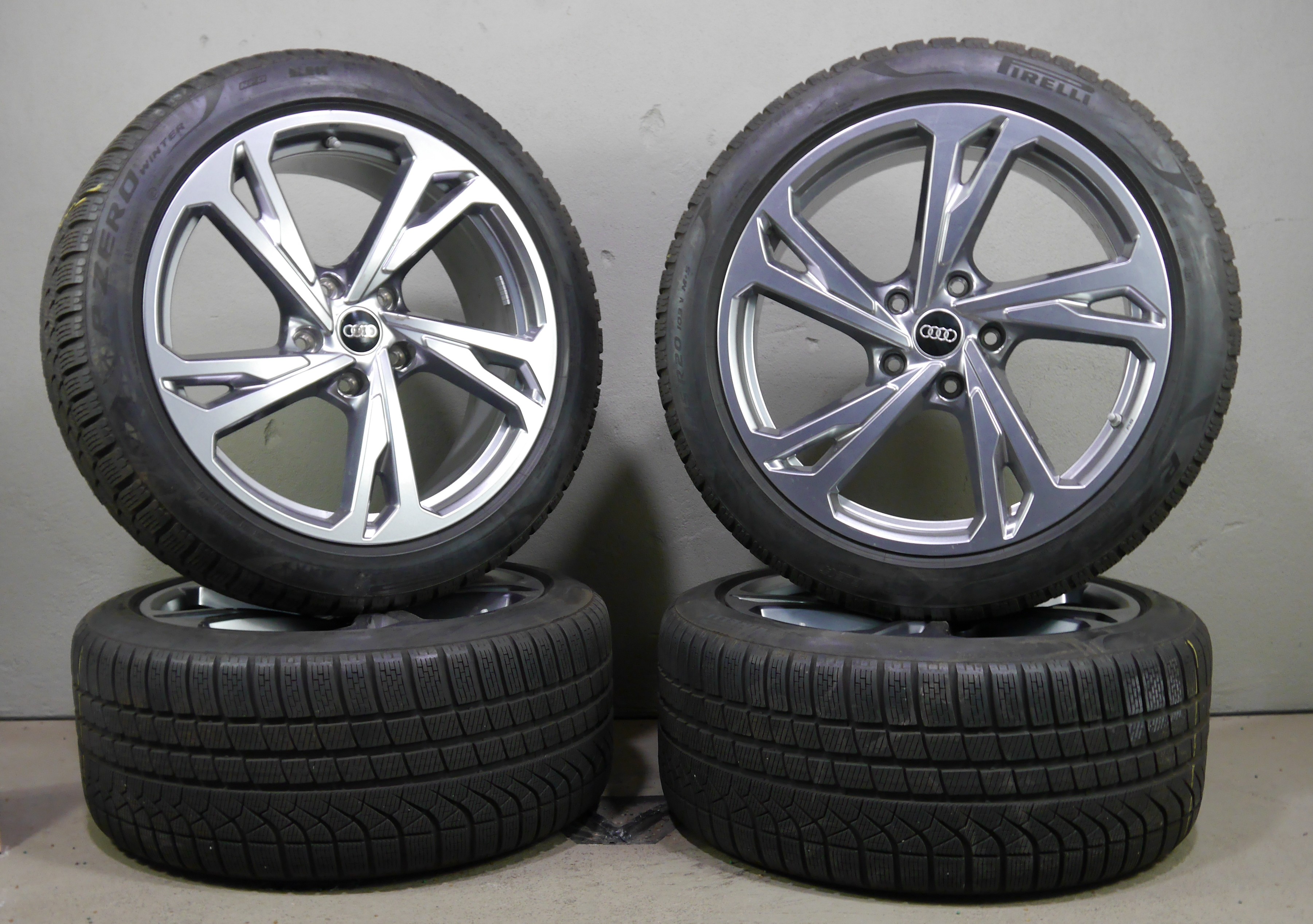 Audi e-tron Aluradsatz – Winter 245/45 R20 103V, 285/40 R20 108V (NF0,RDKS) 4J3601025AP