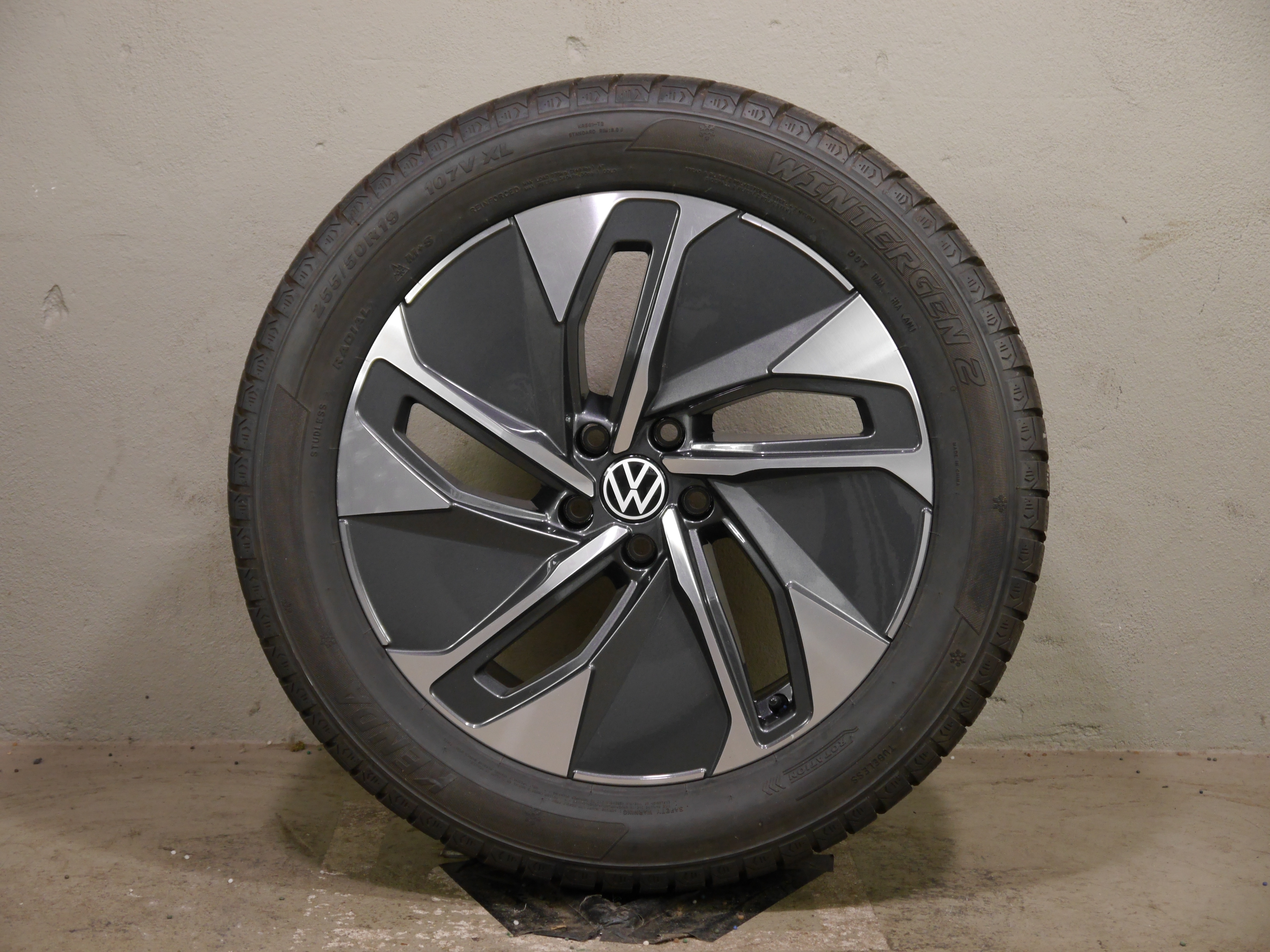 VW ID.4  ID.5 Aluradsatz – Winter 235/55 R19 101T 255/50/19 - 11A601025M