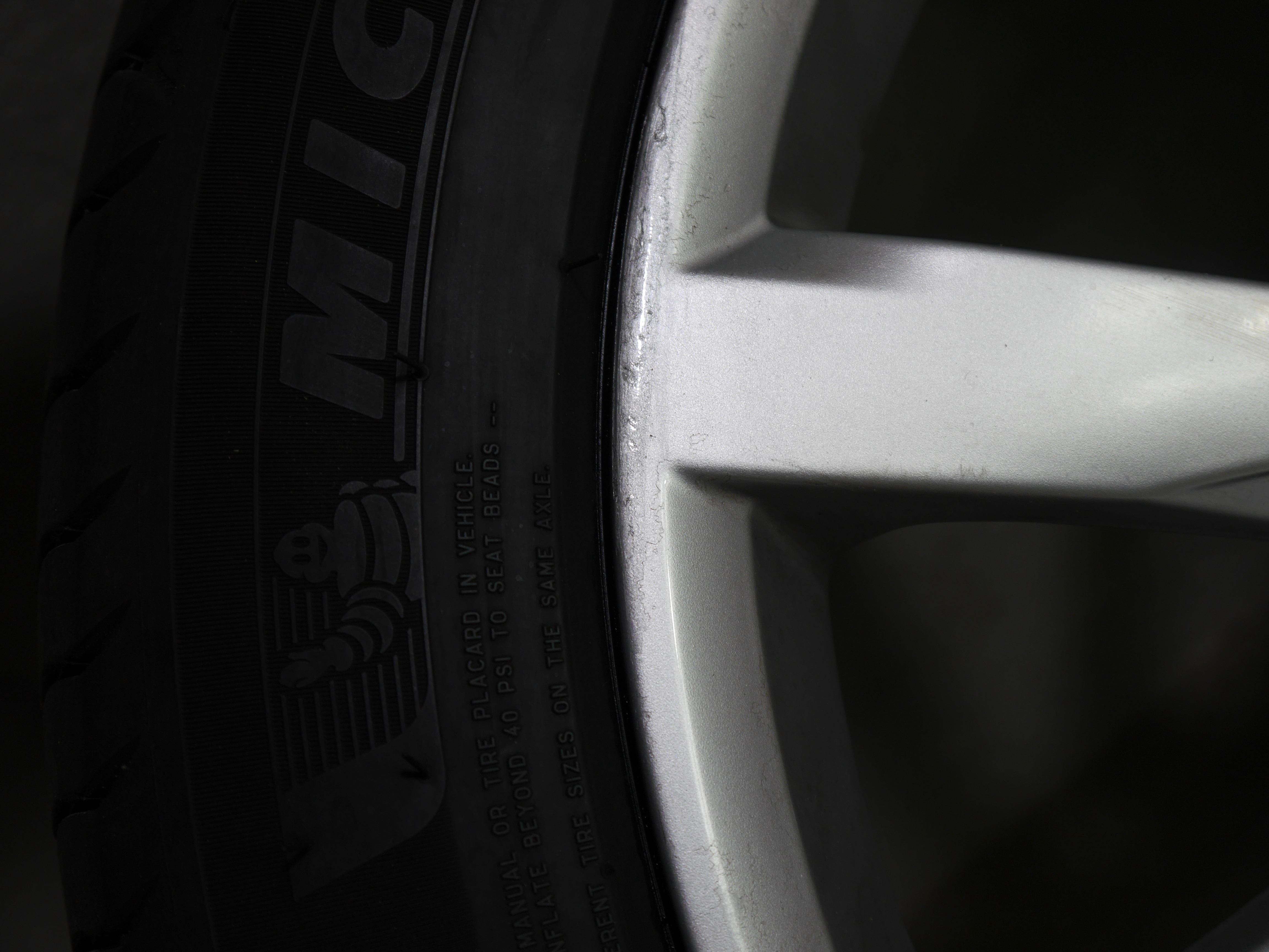 VW Golf Aluradsatz Sommer 225/45 R17 91W 5G0601025BH