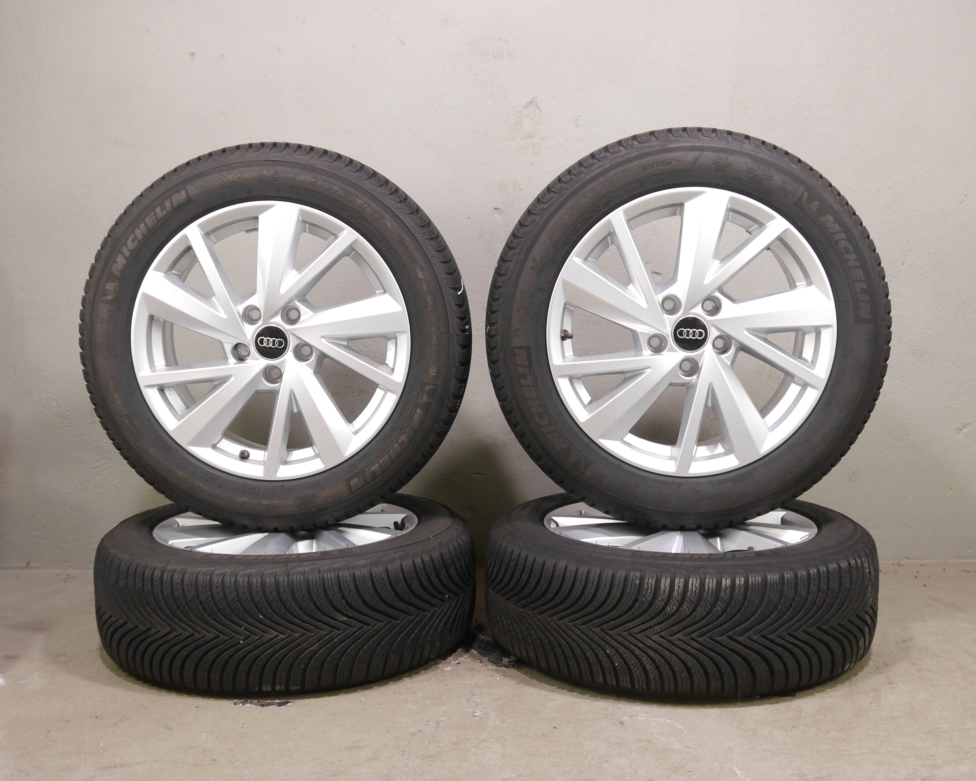 Audi Q2 Aluradsatz – Winter 215/55 R17 94V (AO) – 81A601025C