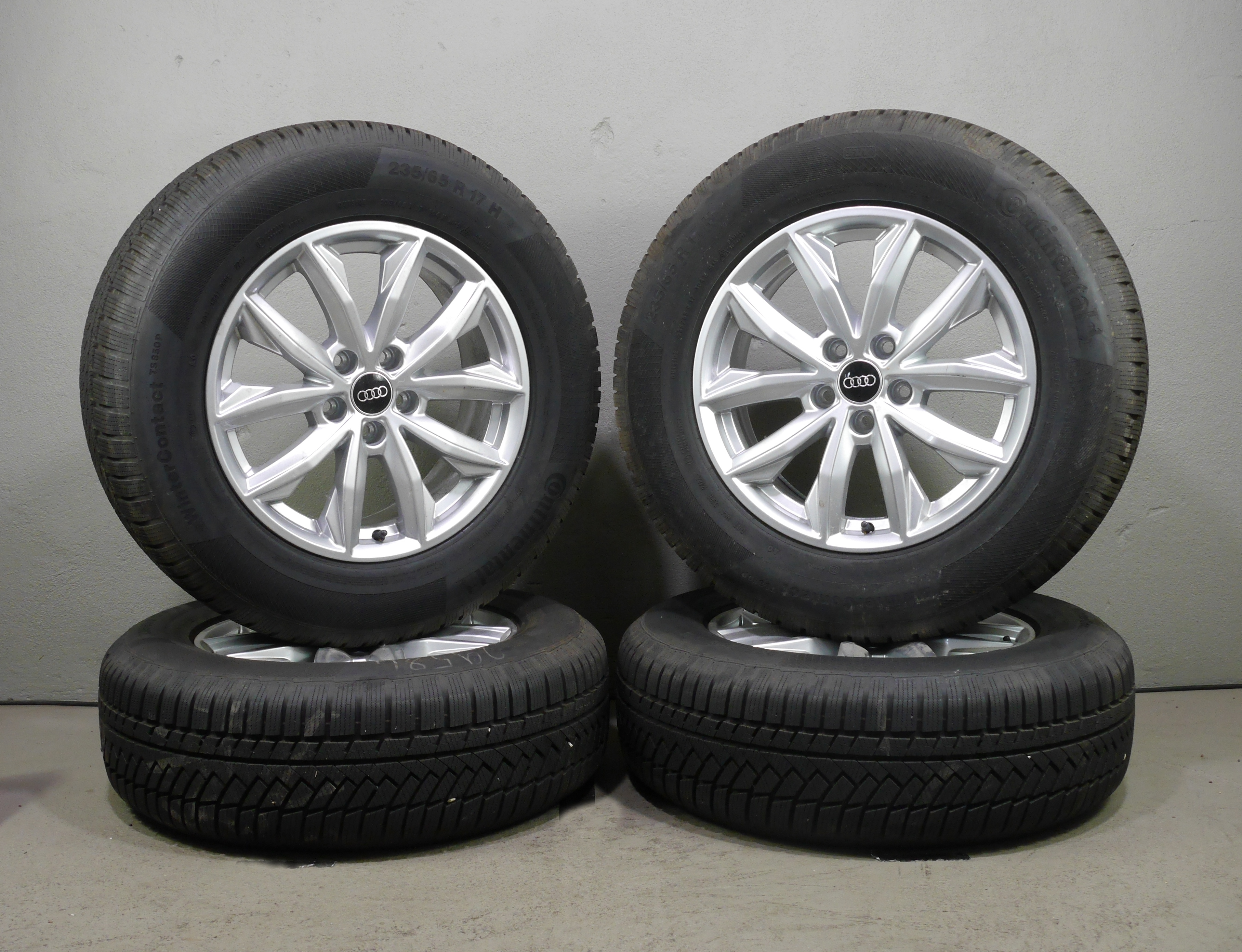 Audi Q5 Sportback Aluradsatz – Winter 235/65 R17 104H (AO) – 80A601025J