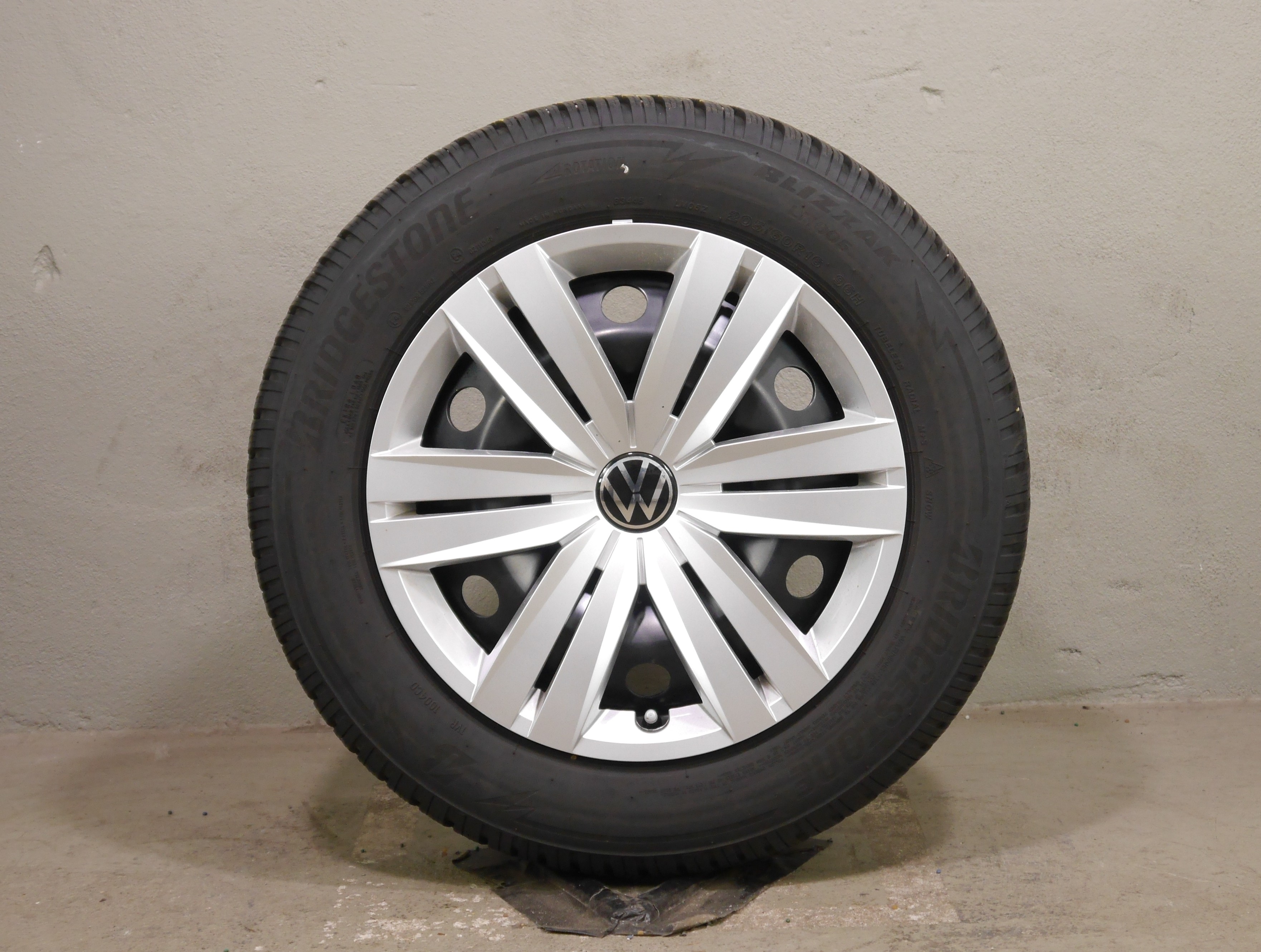 Volkswagen Caddy Maxi Stahlradsatz – Winter 205/60 R16 96H – 5R3601027/B