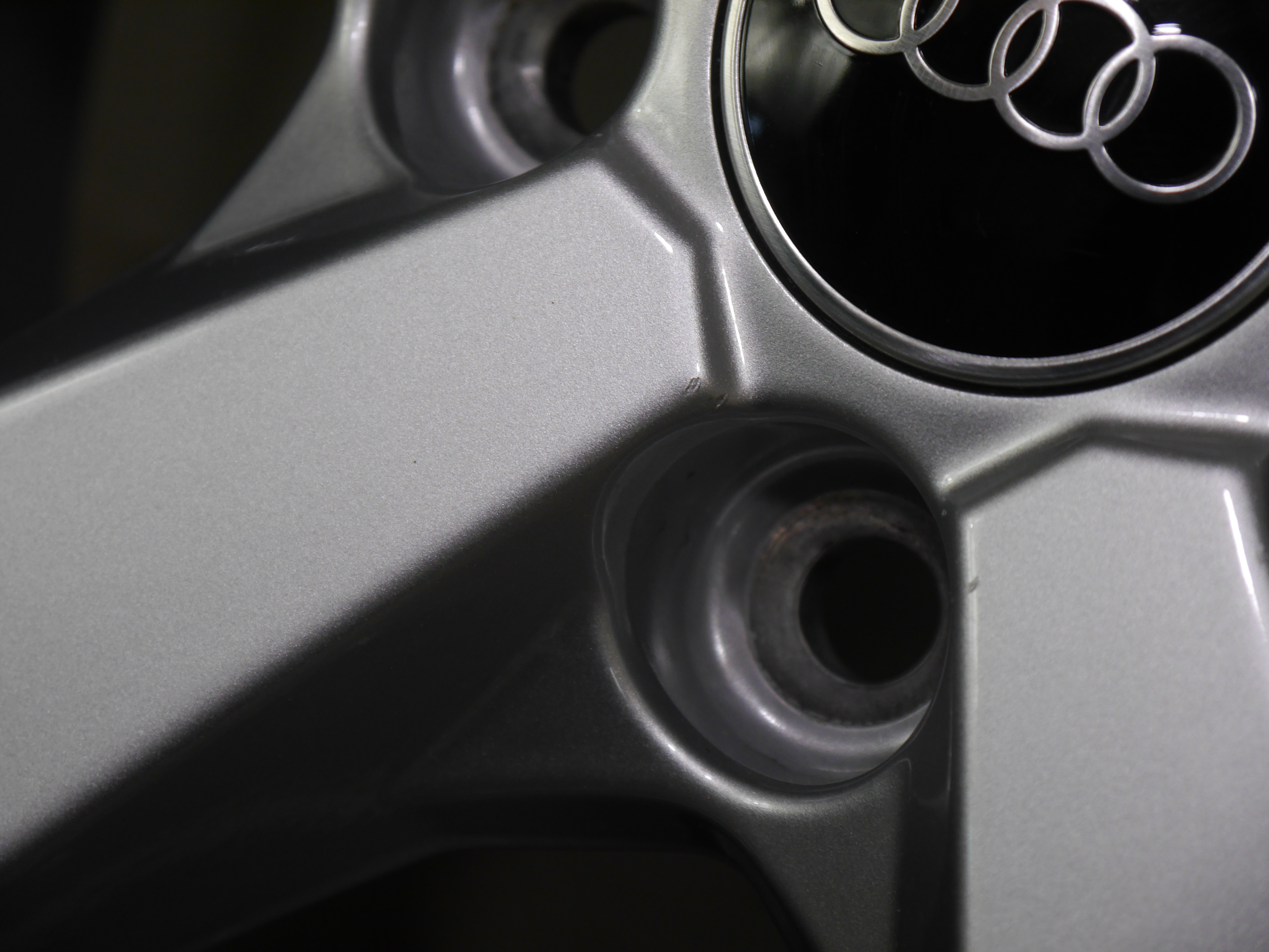 Audi Q3 Aluradsatz – Winter 215/65 R17 99H (AO) – 83A601025AL
