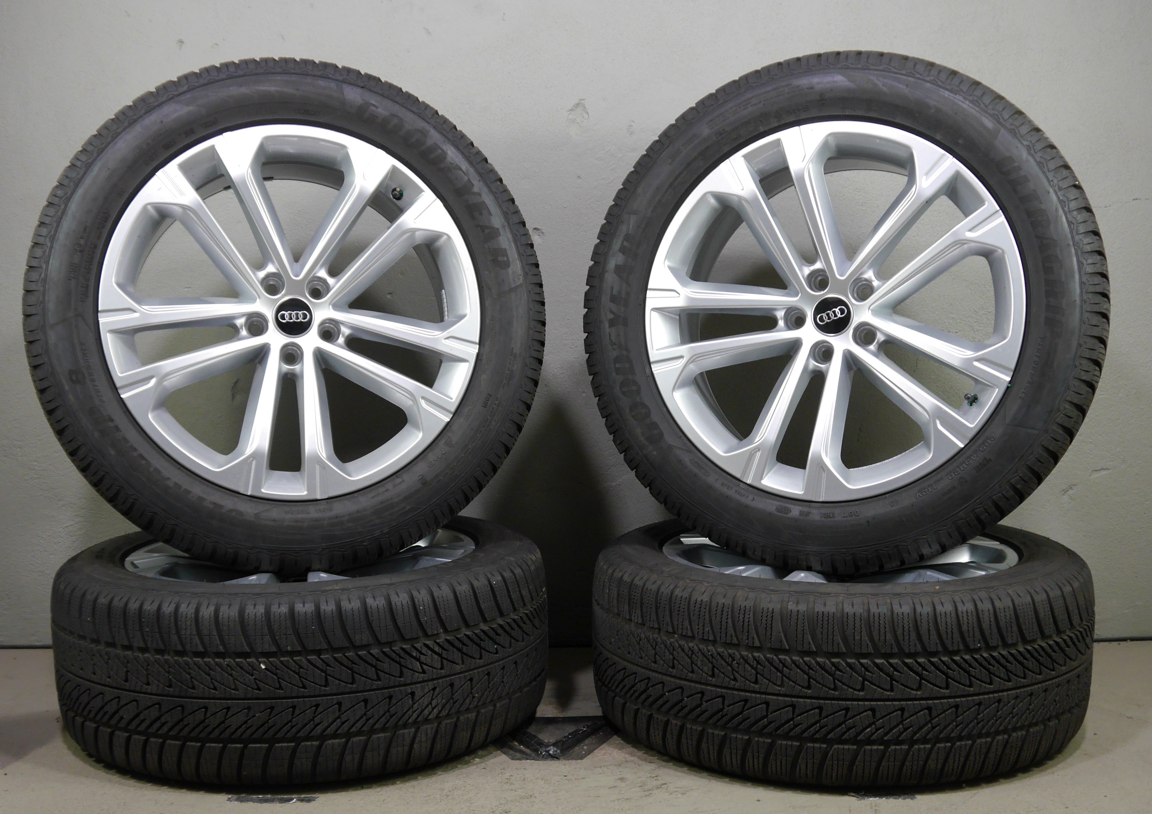 Audi Q7 TFSI e Aluradsatz – Winter 285/45 R20 112V(AO) – 4M0601025DA