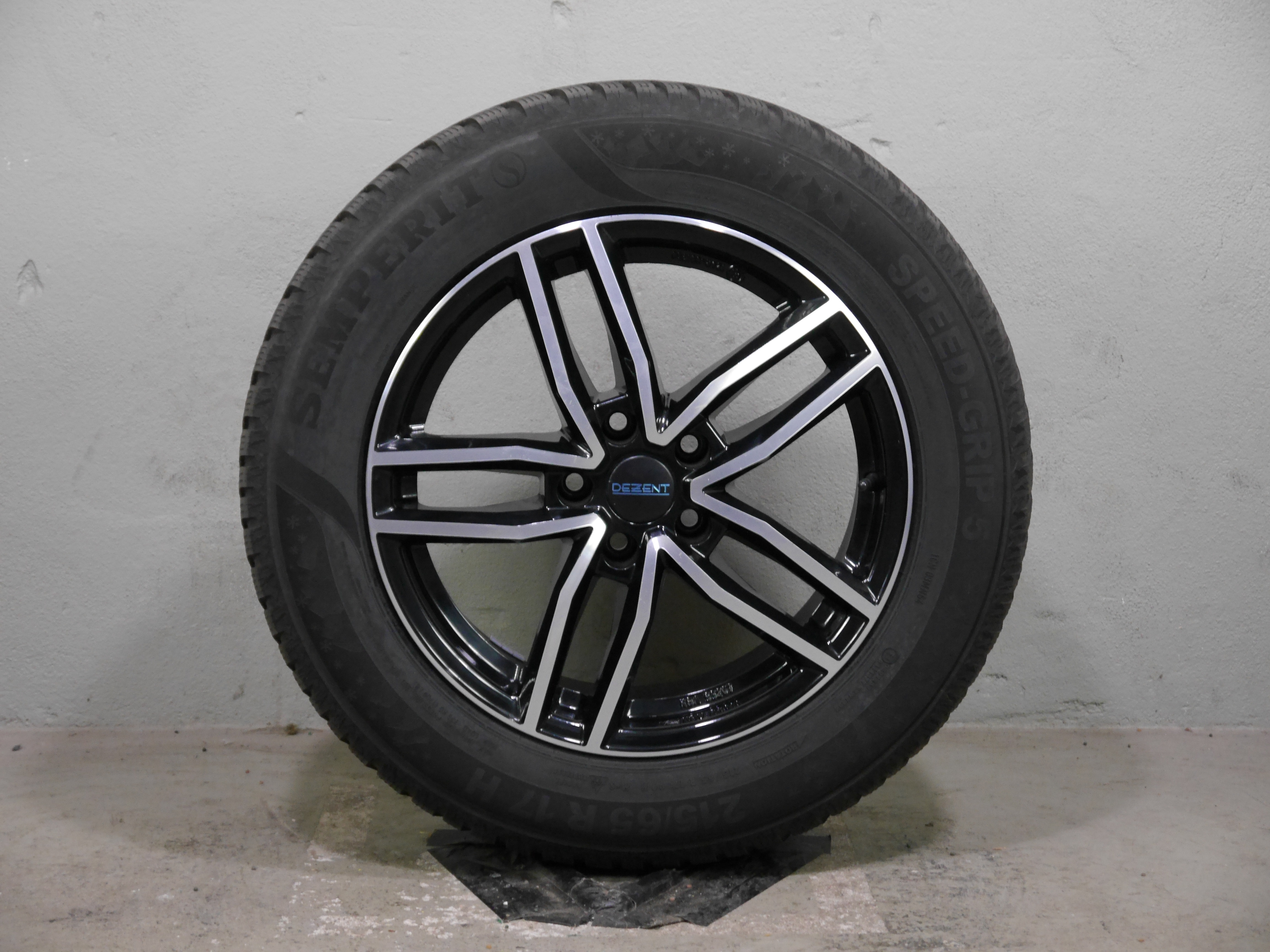 VW Touran Aluradsatz – Winter 215/65 R17 99H – KBA53207