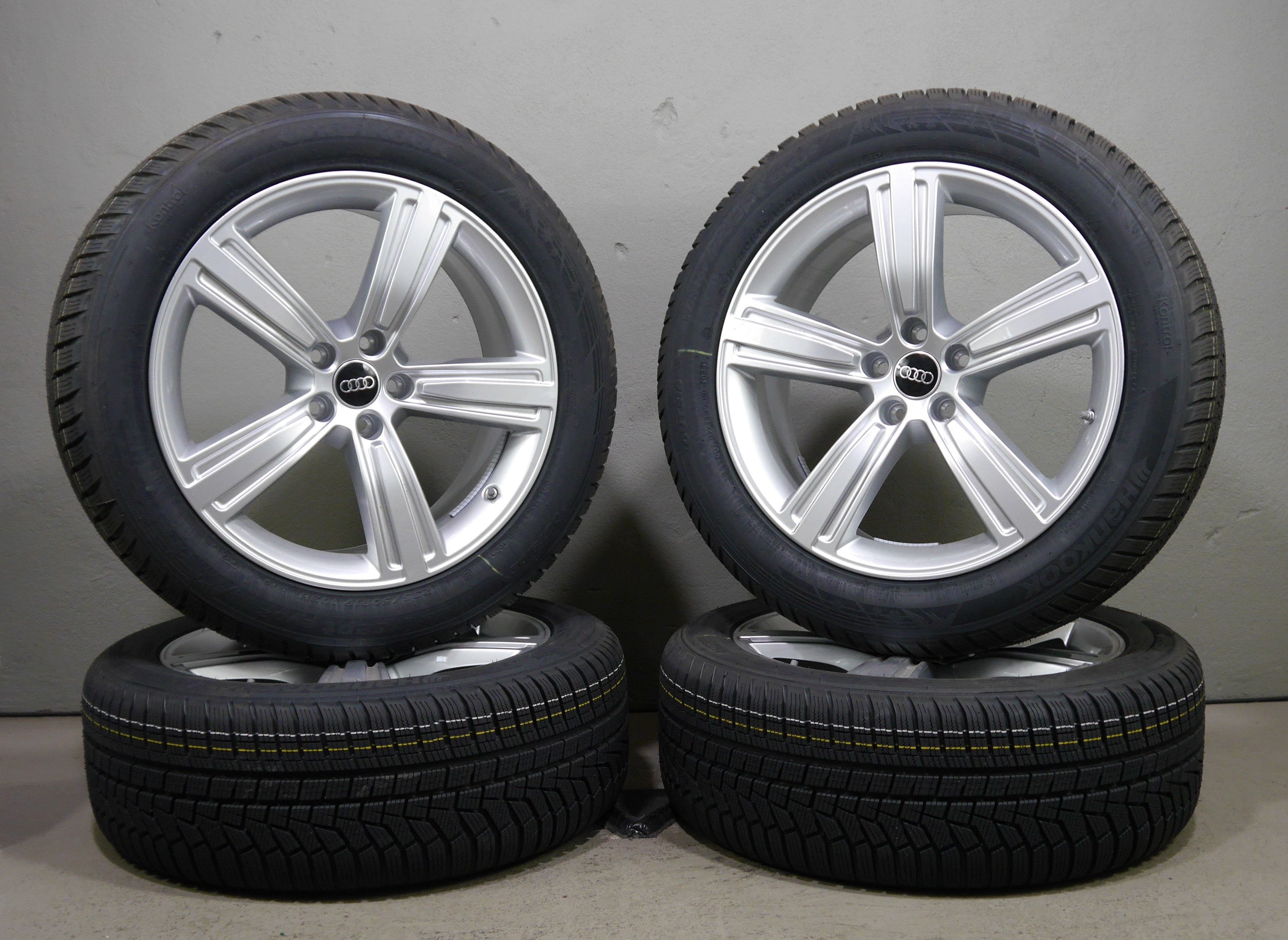 Audi A8 Aluradsatz – Winter 235/50 R19 103H – 4N0601025J RDKS