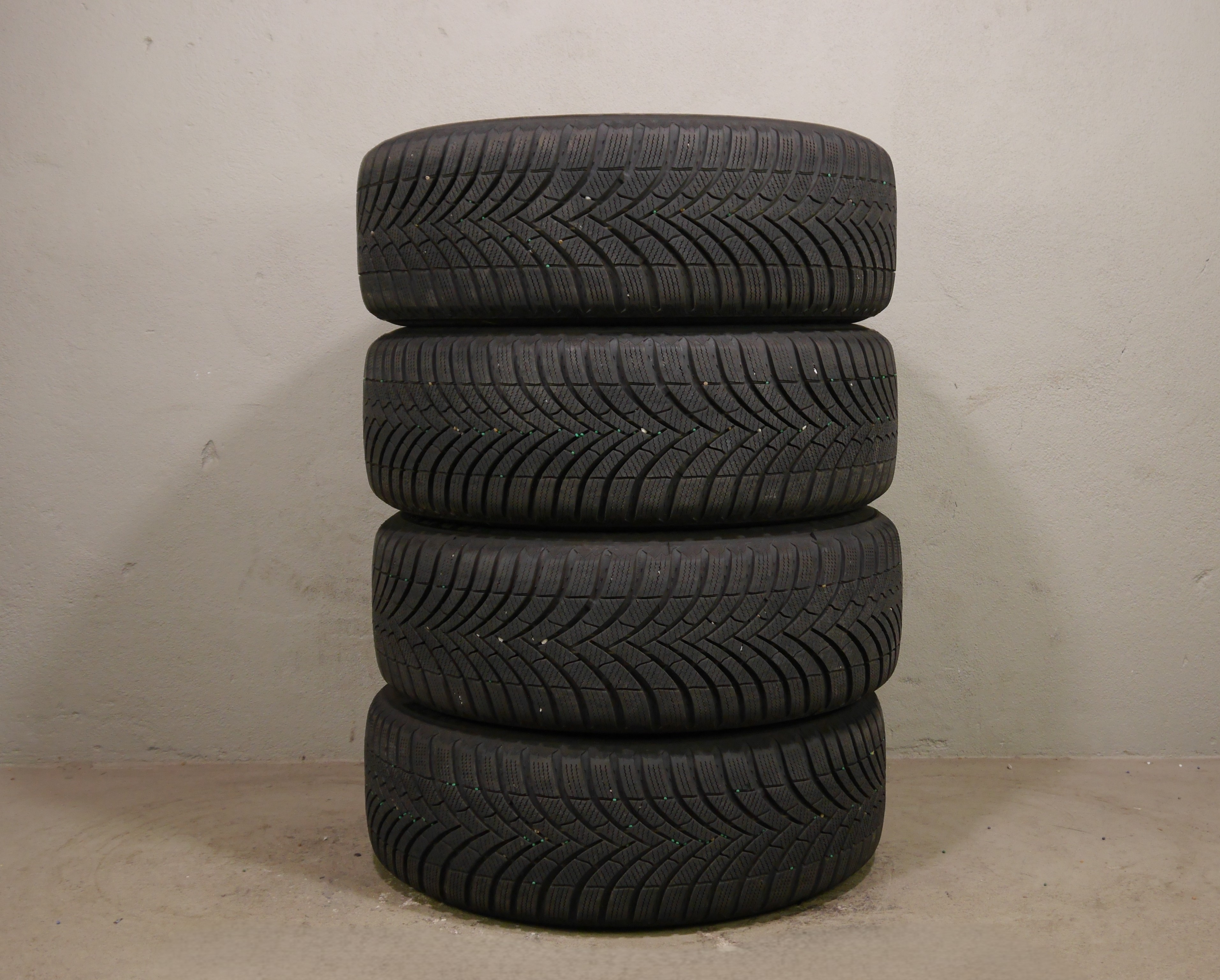 ŠKODA Kodiaq (PS) Stahlradsatz – Winter 225/55 R17 101V – KBA53165