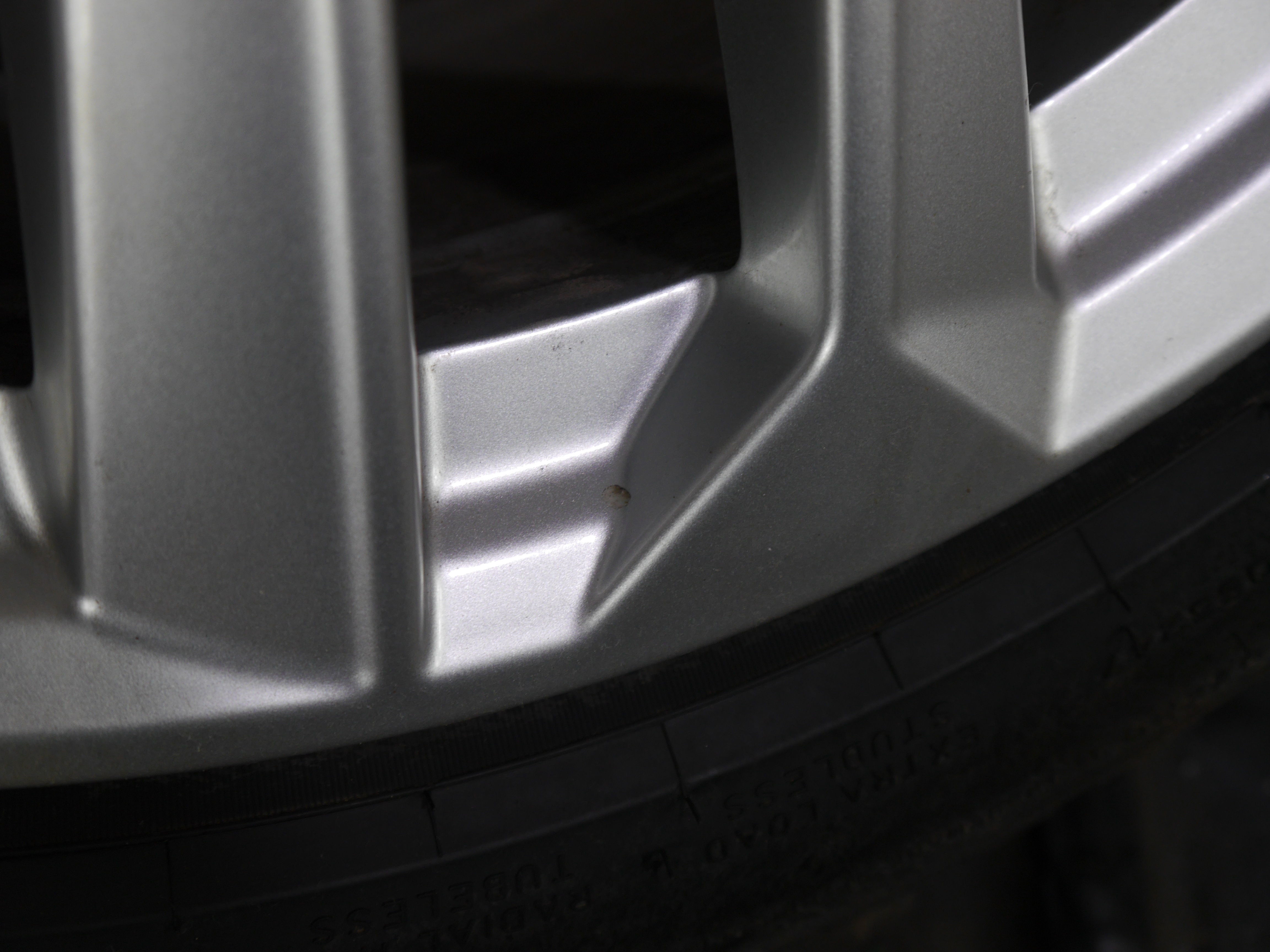 Audi A3 (8Y) Sportback Aluradsatz – Winter 205/50 R17 93H (AO1) – 8Y0601025L