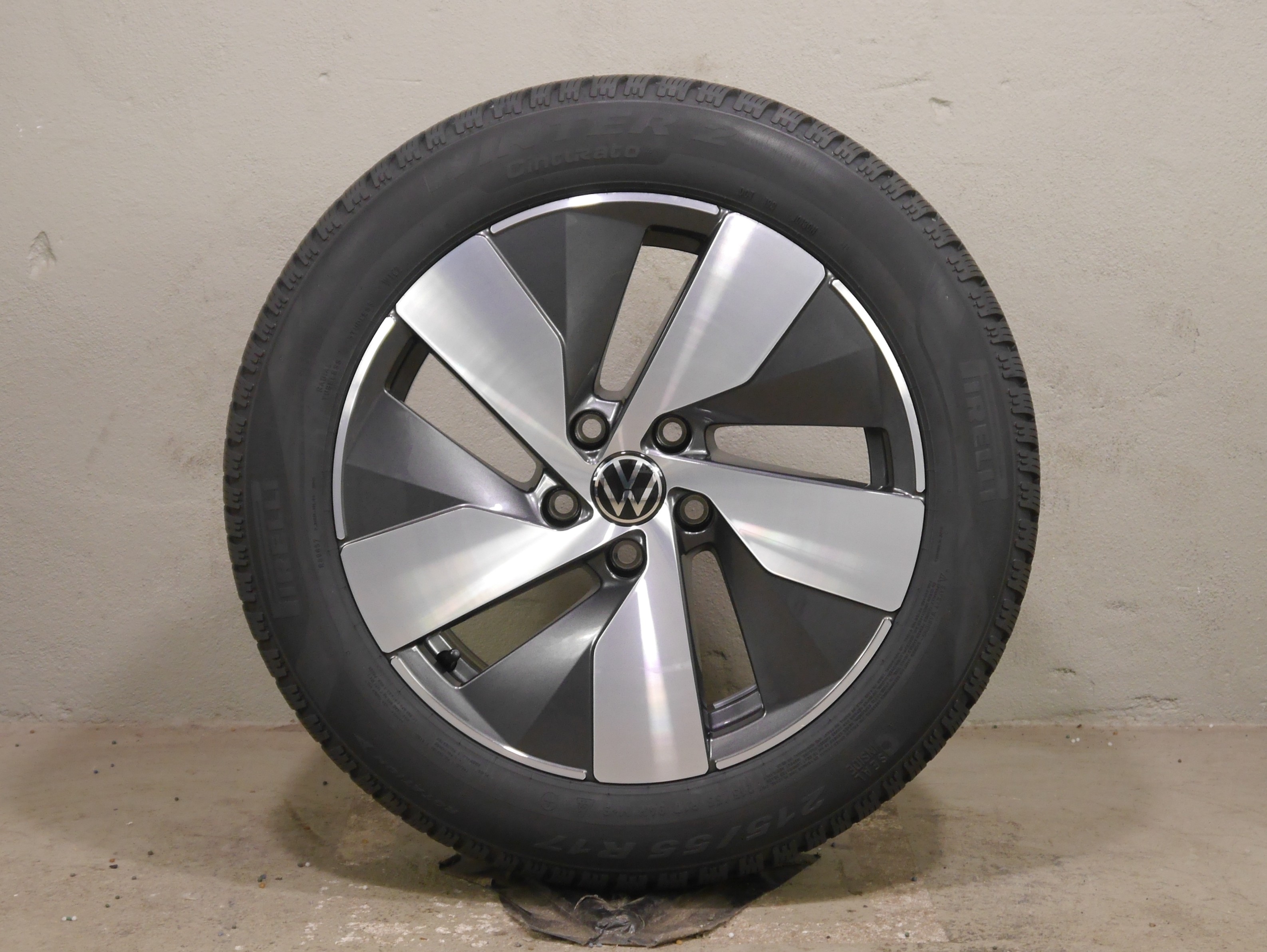 VW Passat Aluradsatz – Winter 215/60 R16 99H – 3J0601025K