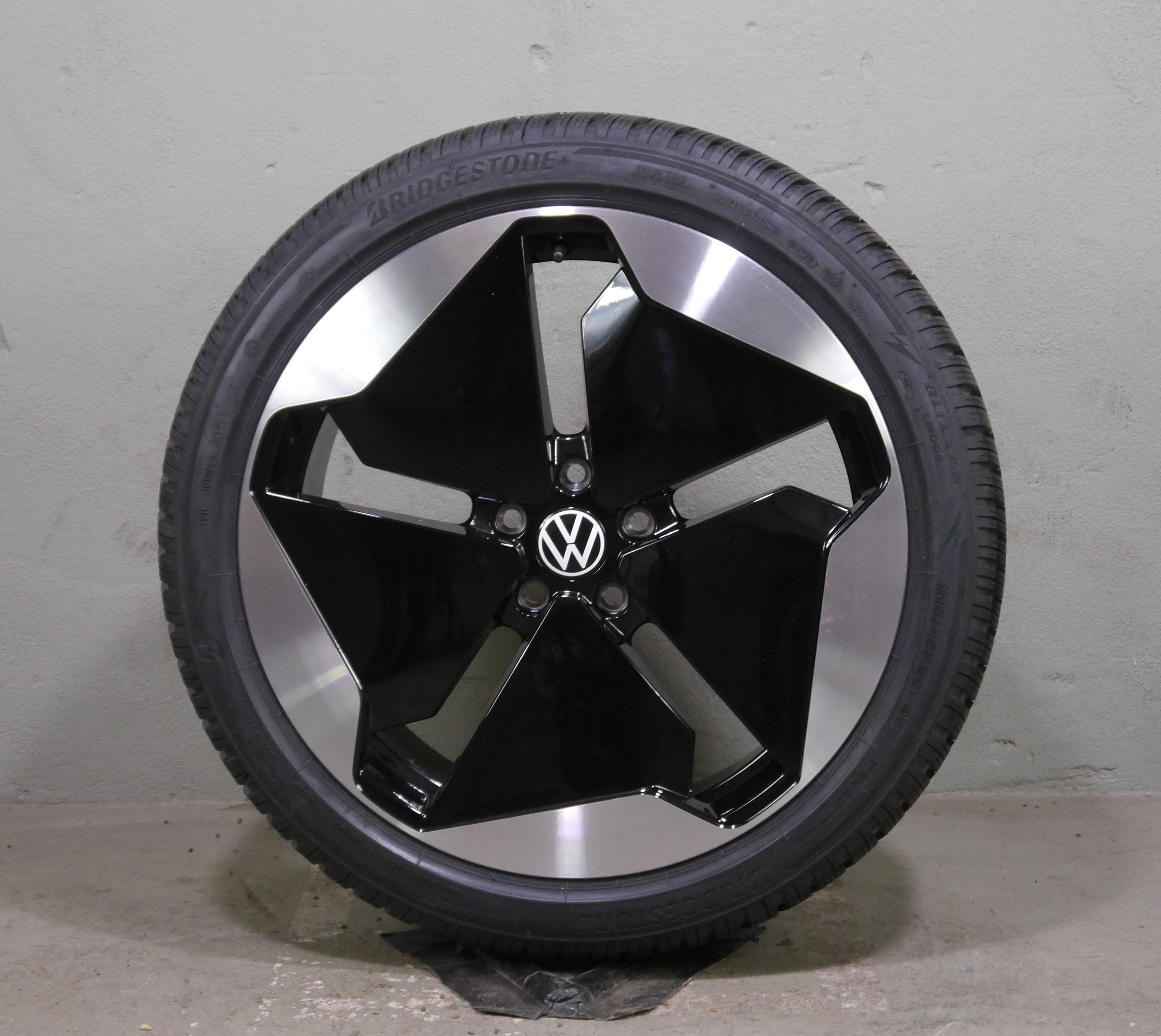 Volkswagen ID.3 Aluradsatz – Winter 215/45 R20 95T - 10A601025AA
