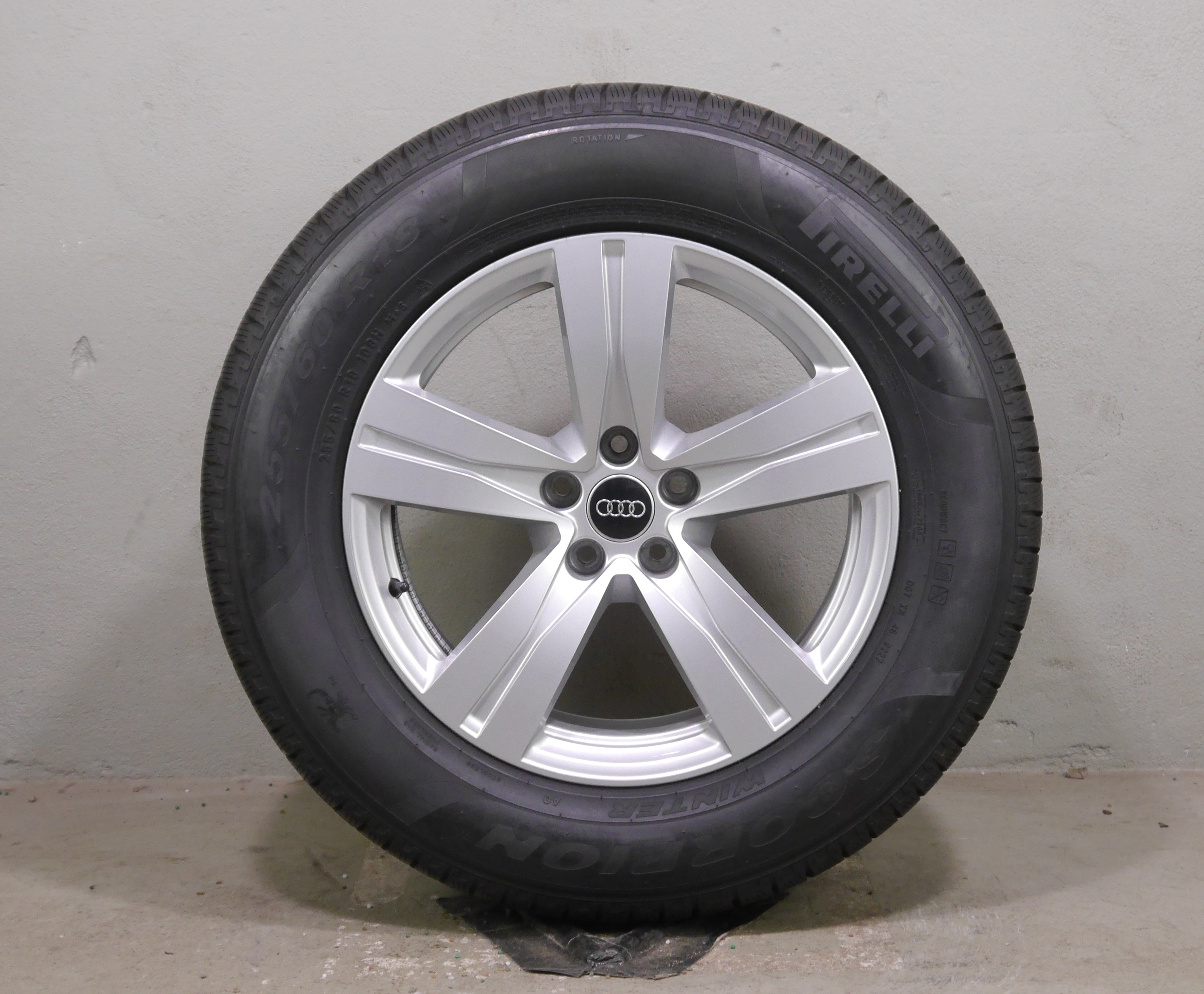 Audi Q7 Aluradsatz – Winter 255/60 R18 108H (AO) – 4M0601025A
