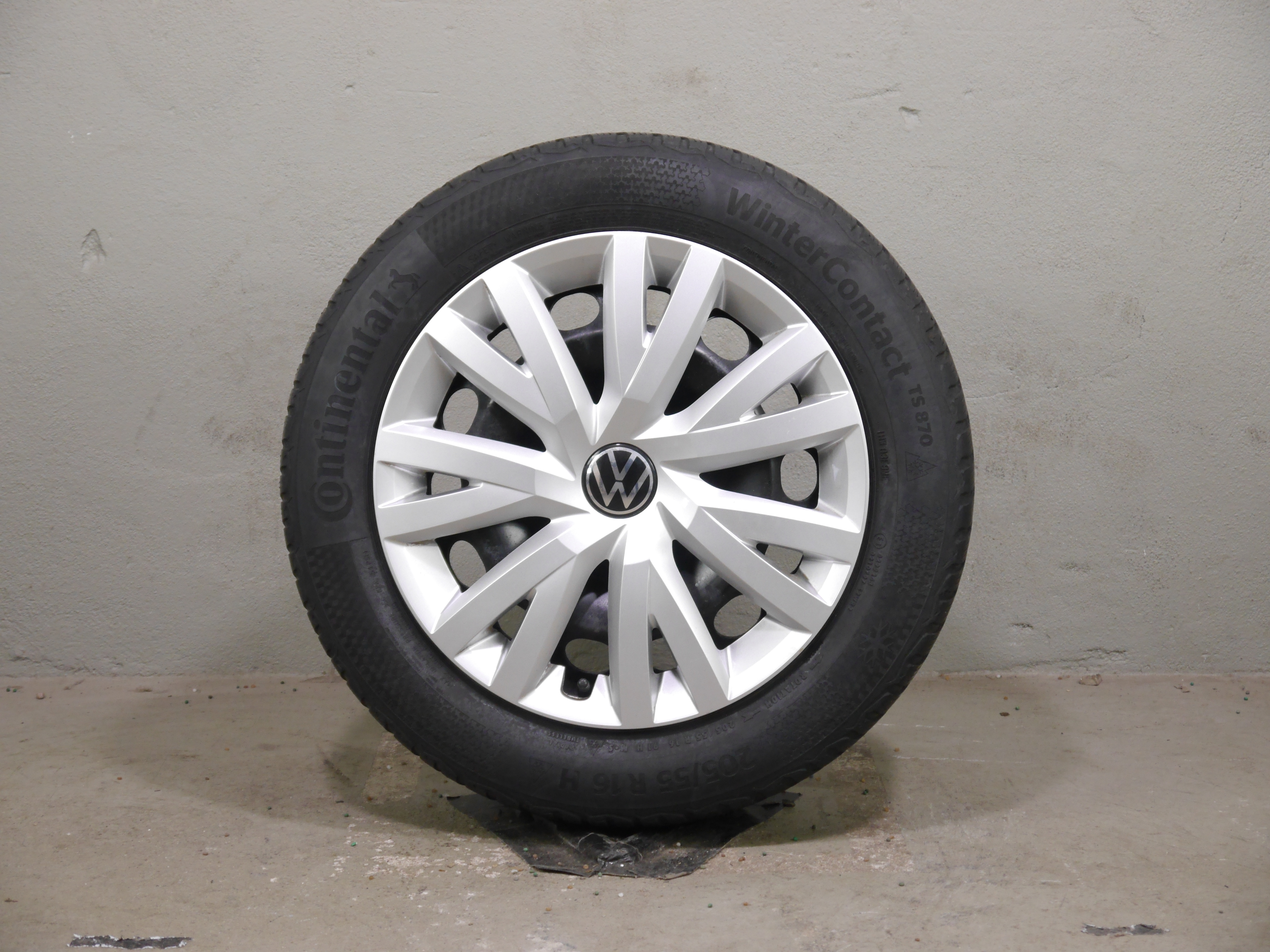 VW Golf Stahlradsatz – Winter 205/55 R16 91H – 5Q0601027BQ