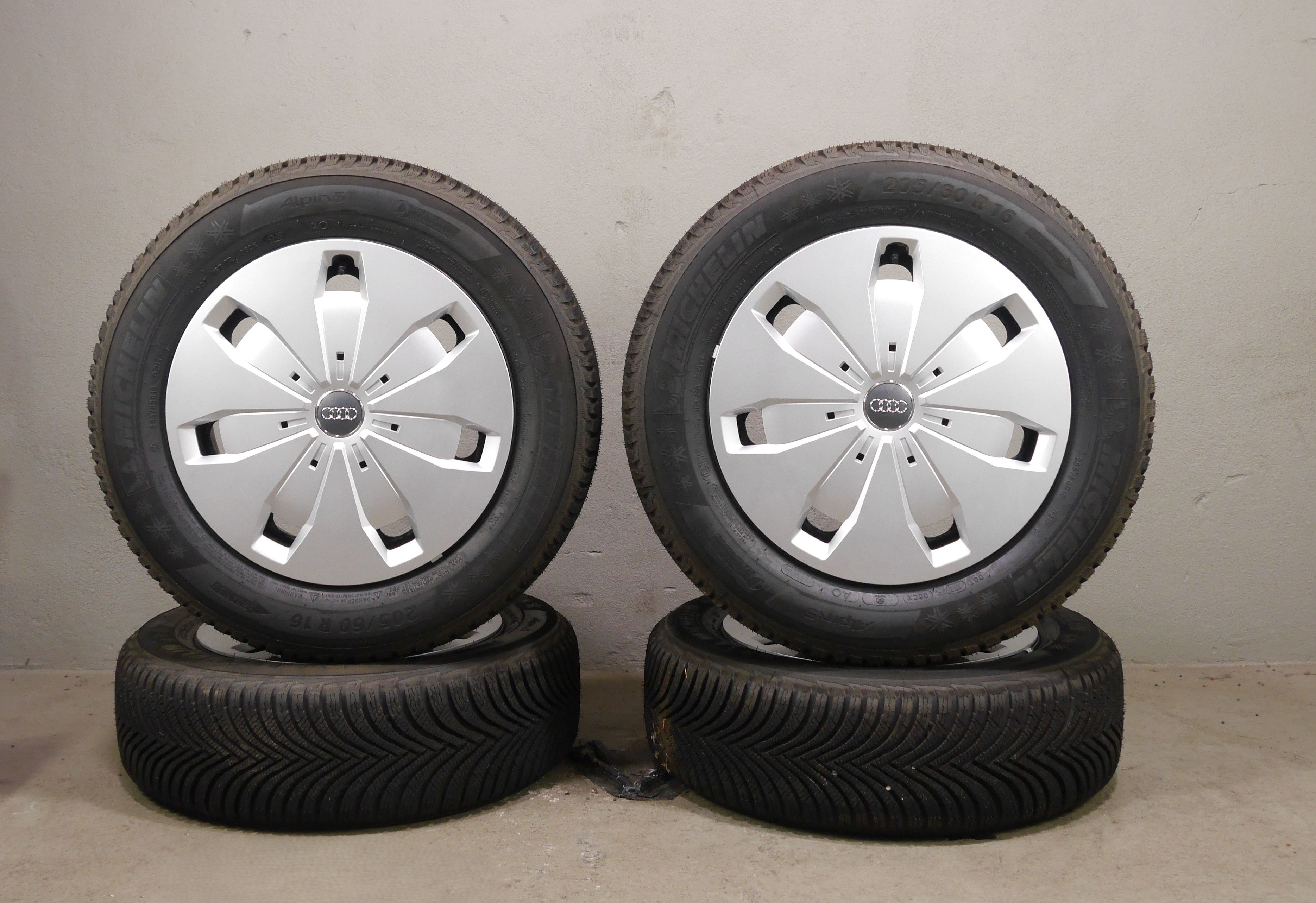 Audi Q2 Stahlradsatz – Winter 205/60 R16 92H (AO) – 5Q0601027CJ/CK