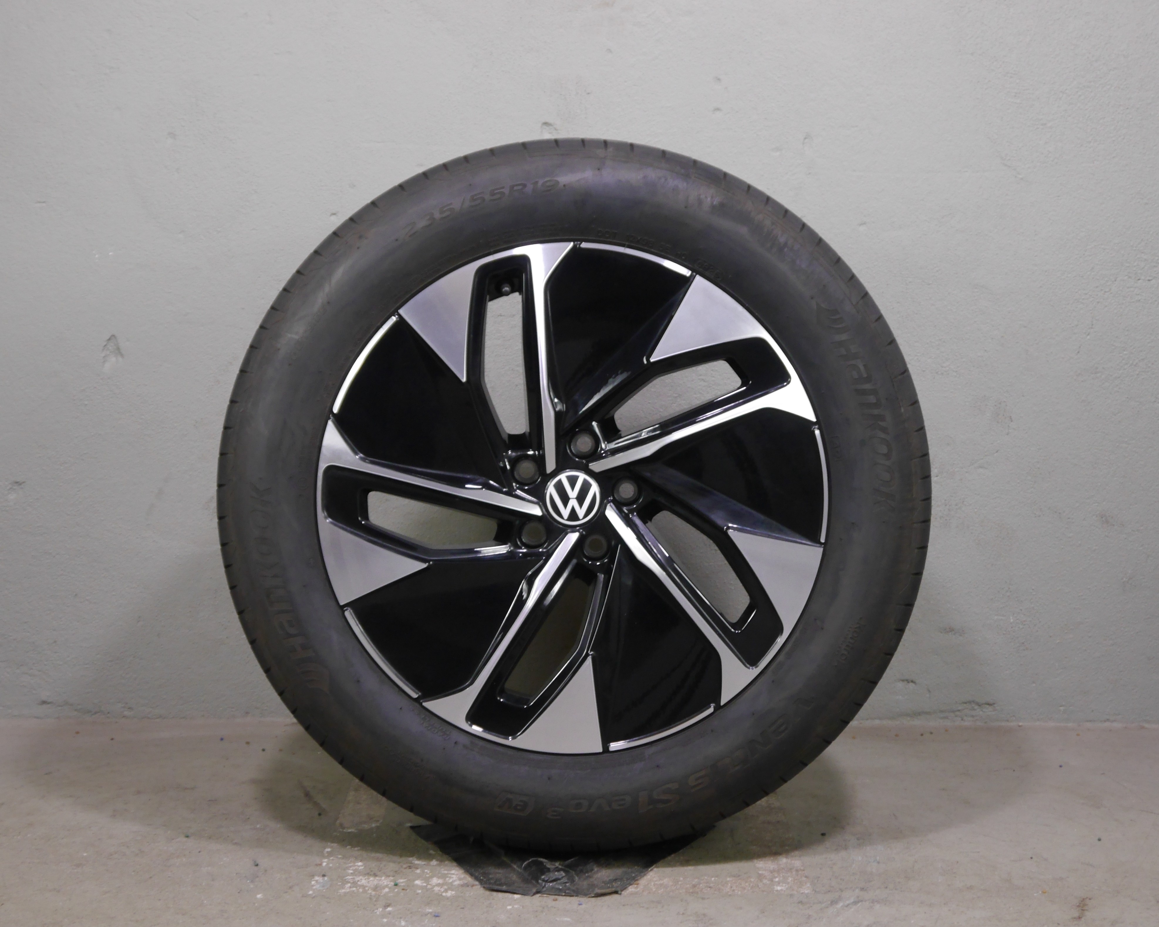 VW ID.4 Aluradsatz – Sommer 235/55 R19 101T 255/50 R19 103T - 11A601025-