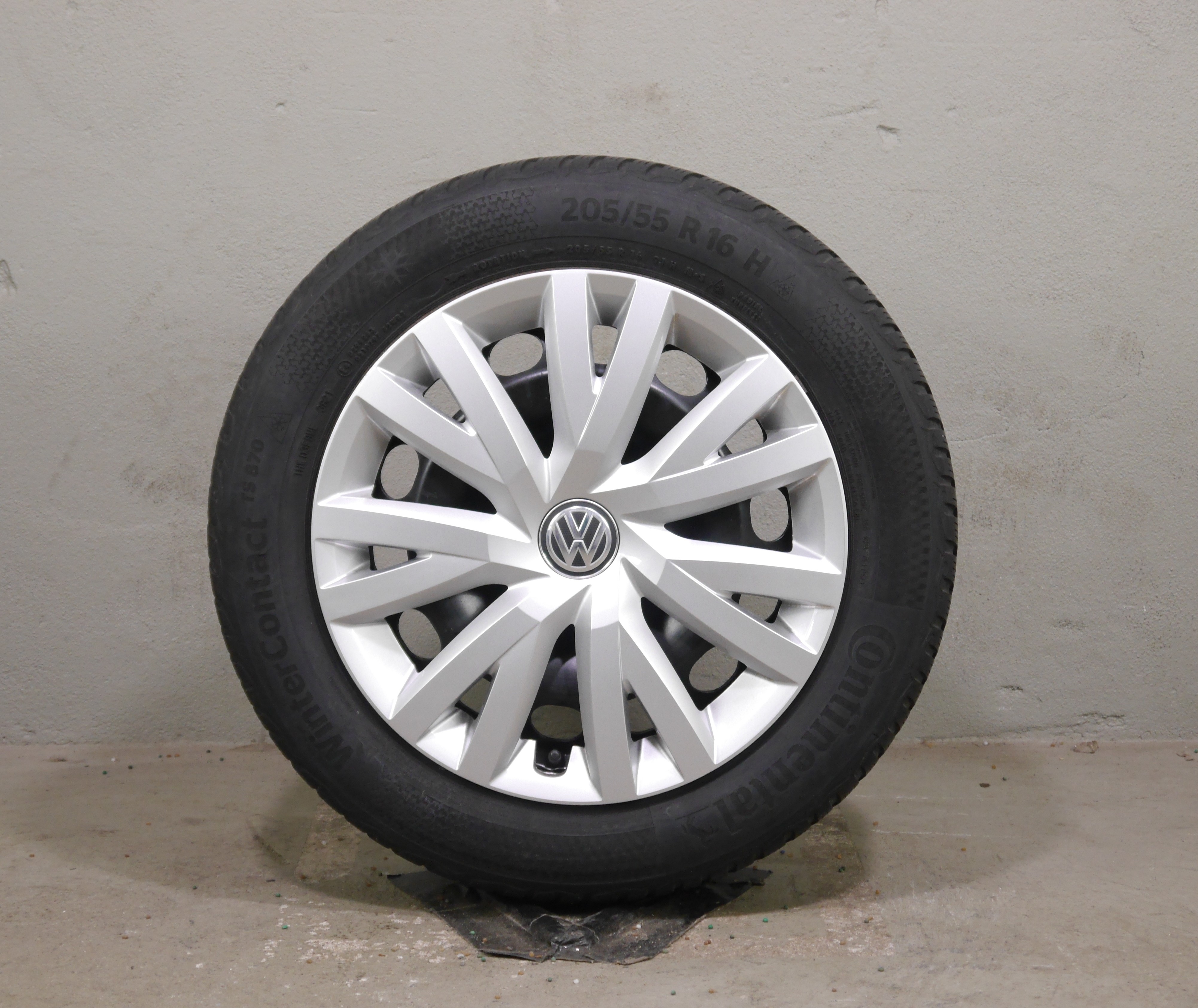 VW Golf Stahlradsatz – Winter 205/55 R16 91H – 5Q0601027BQ