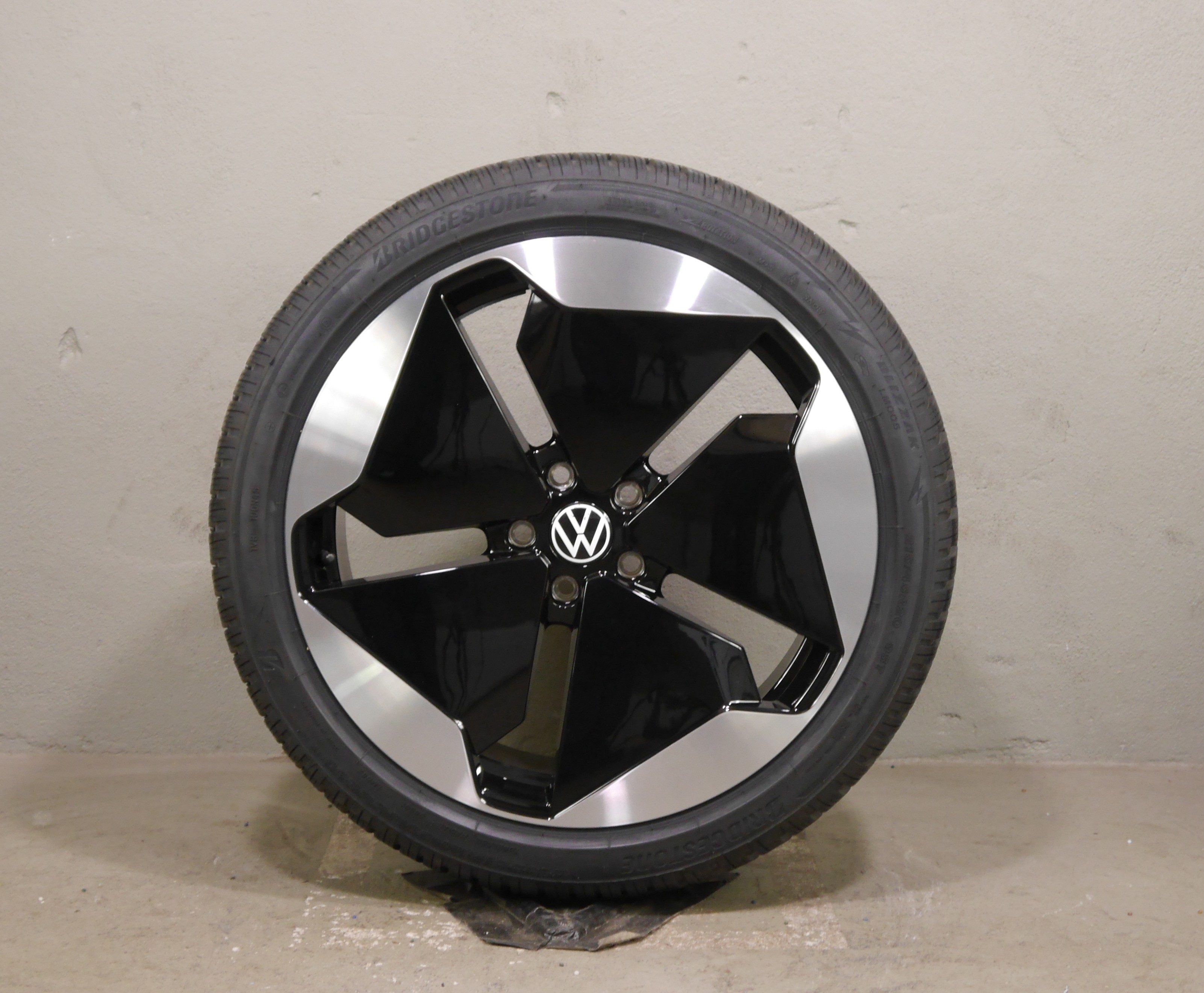 VW ID.3 Aluradsatz – Winter 215/45 R20 95T - 10A601025AA