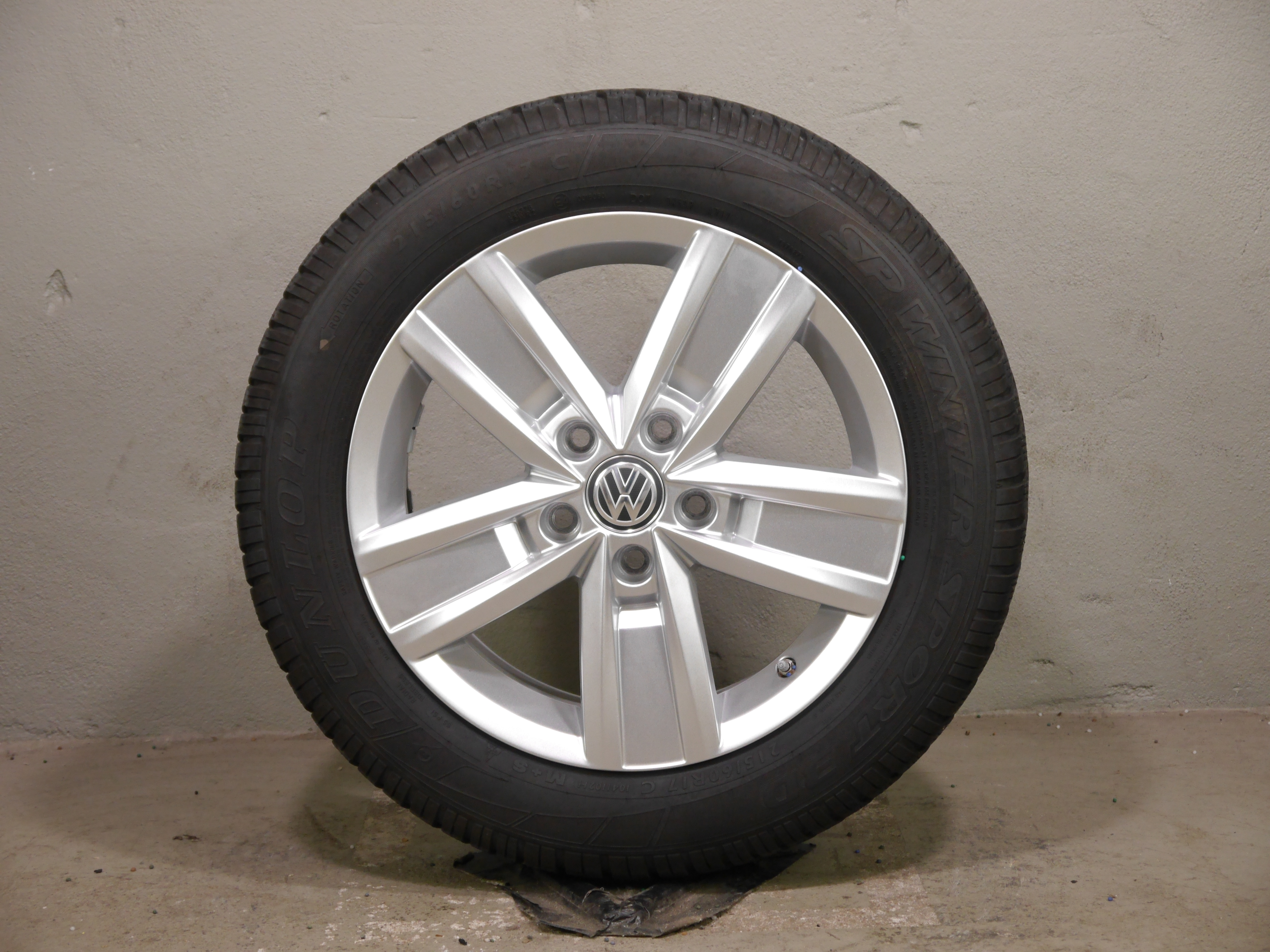 VW T5 T6 T6.1 Multivan Aluradsatz – Winter 215/60 R17 104/102H- 7E0601025AA RDKS