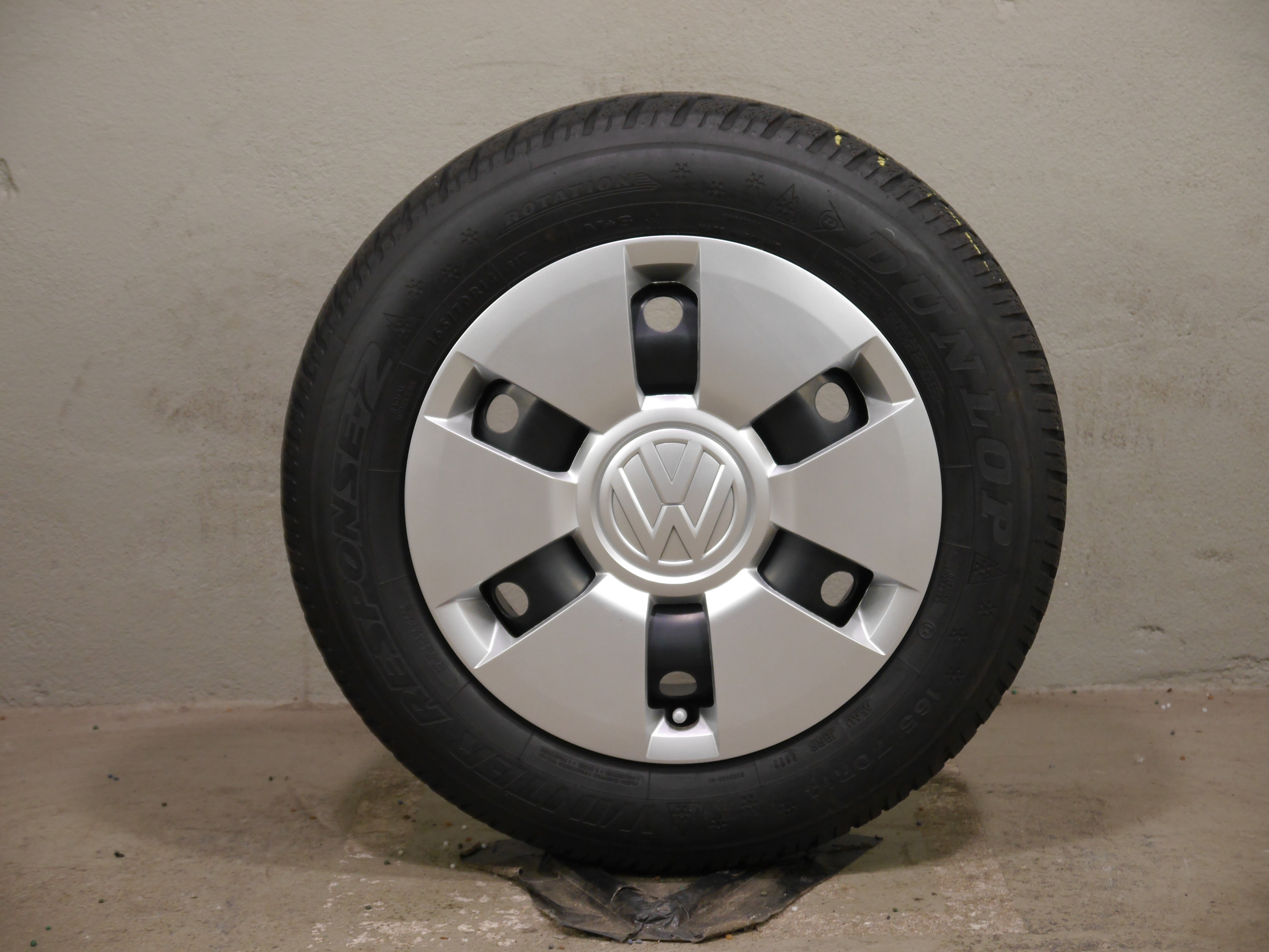 VW UP!  Stahlradsatz – Winter 165/70 R14 81T  – 1S0601027G/J