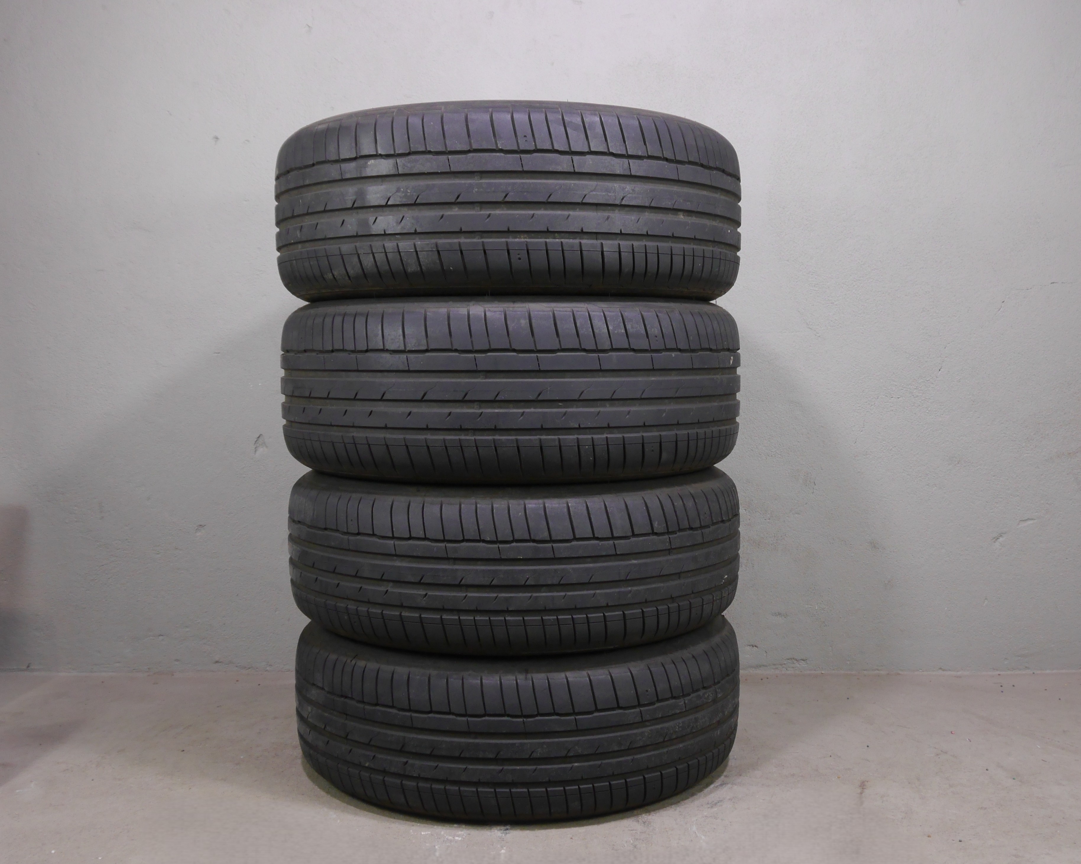 VW ID.4 Aluradsatz – Sommer 235/55 R19 101T 255/50 R19 103T - 11A601025-