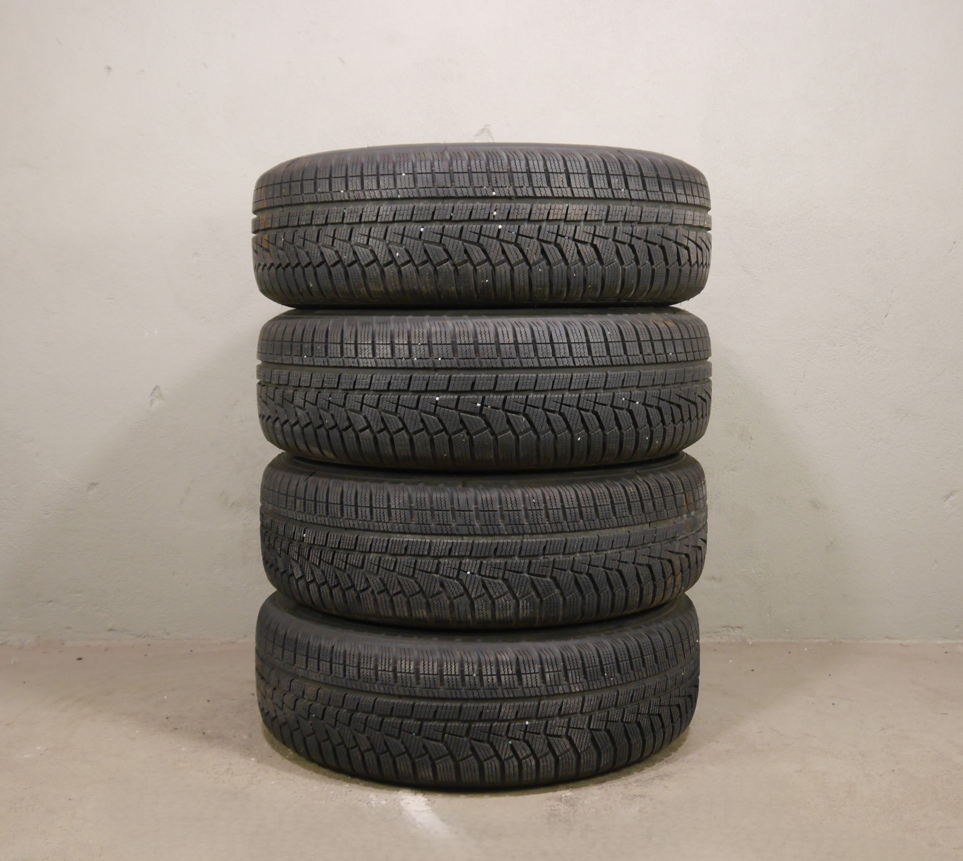 Audi Q3 Aluradsatz – Winter 215/65 R17 99H (AO) – 83A601025AL