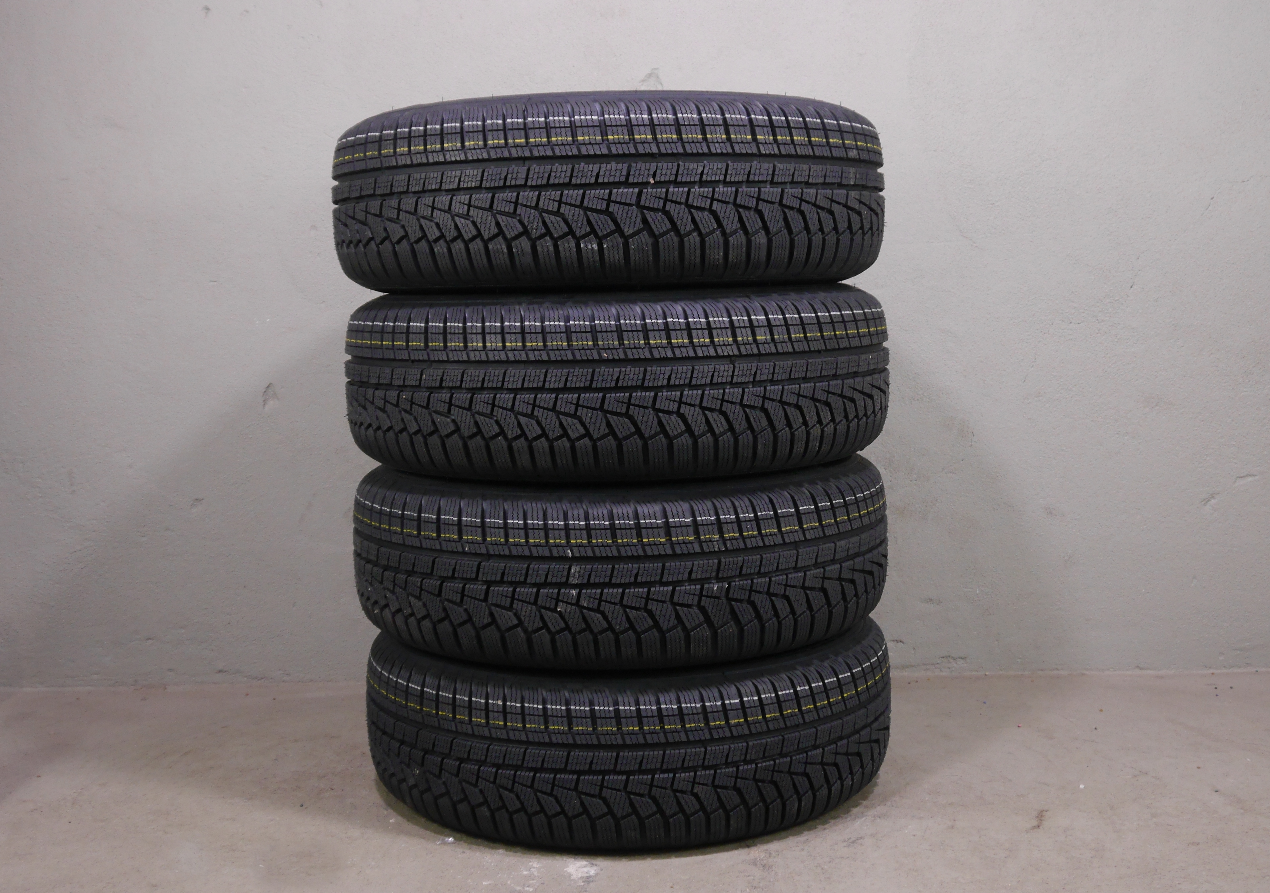 Audi Q3 Aluradsatz – Winter 215/65 R17 99H (AO) – 83A601025AL