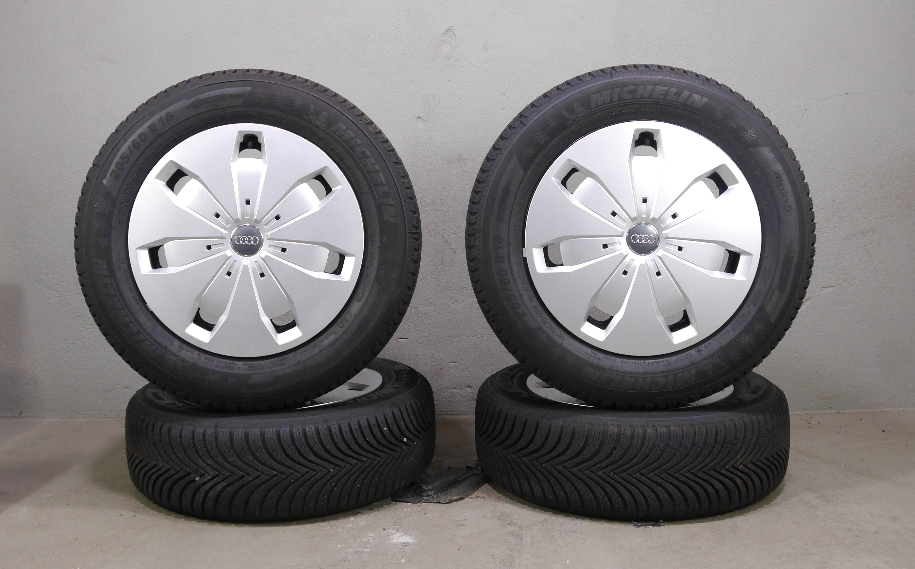 Audi Q2 Stahlradsatz – Winter 205/60 R16 92H (AO) – 5Q0601027CJ