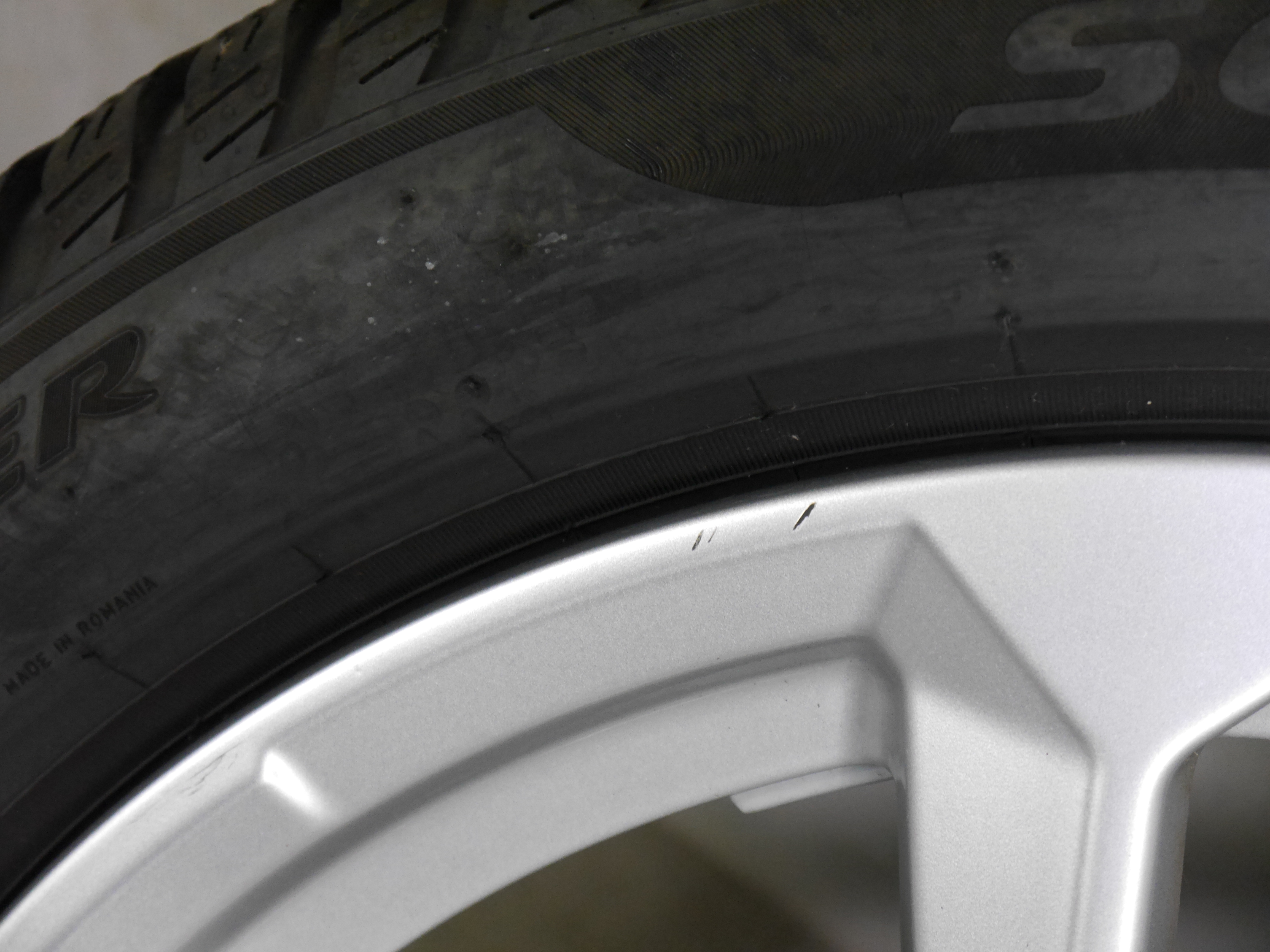 Audi A3 Limousine (8Y) Aluradsatz – Winter 205/50 R17 93H (AO1) – 8Y0601025L