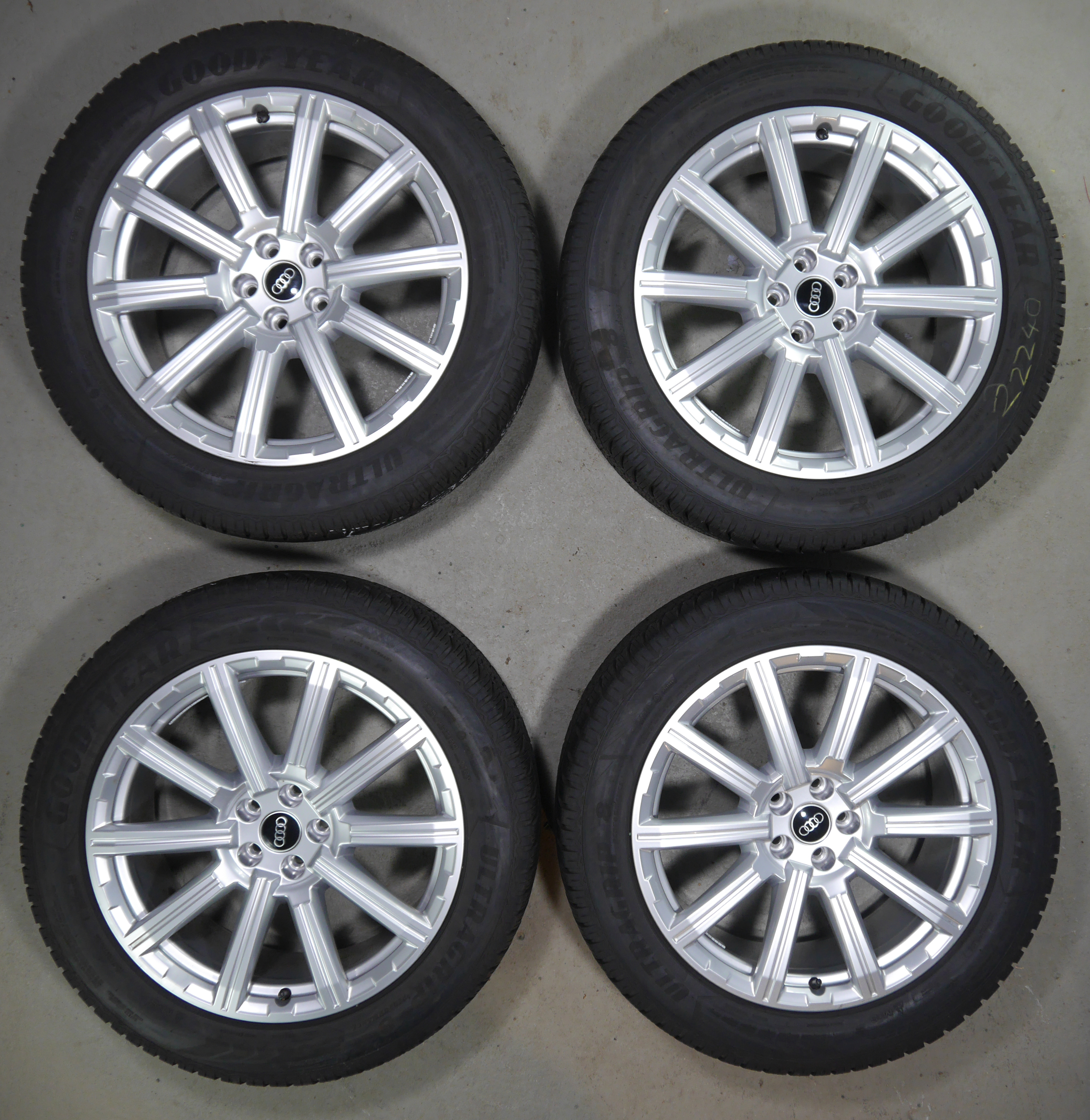 22240KPLO Audi Q7 Aluradsatz – Winter 285/45 R20 112V(AO) – 4M0601025AE