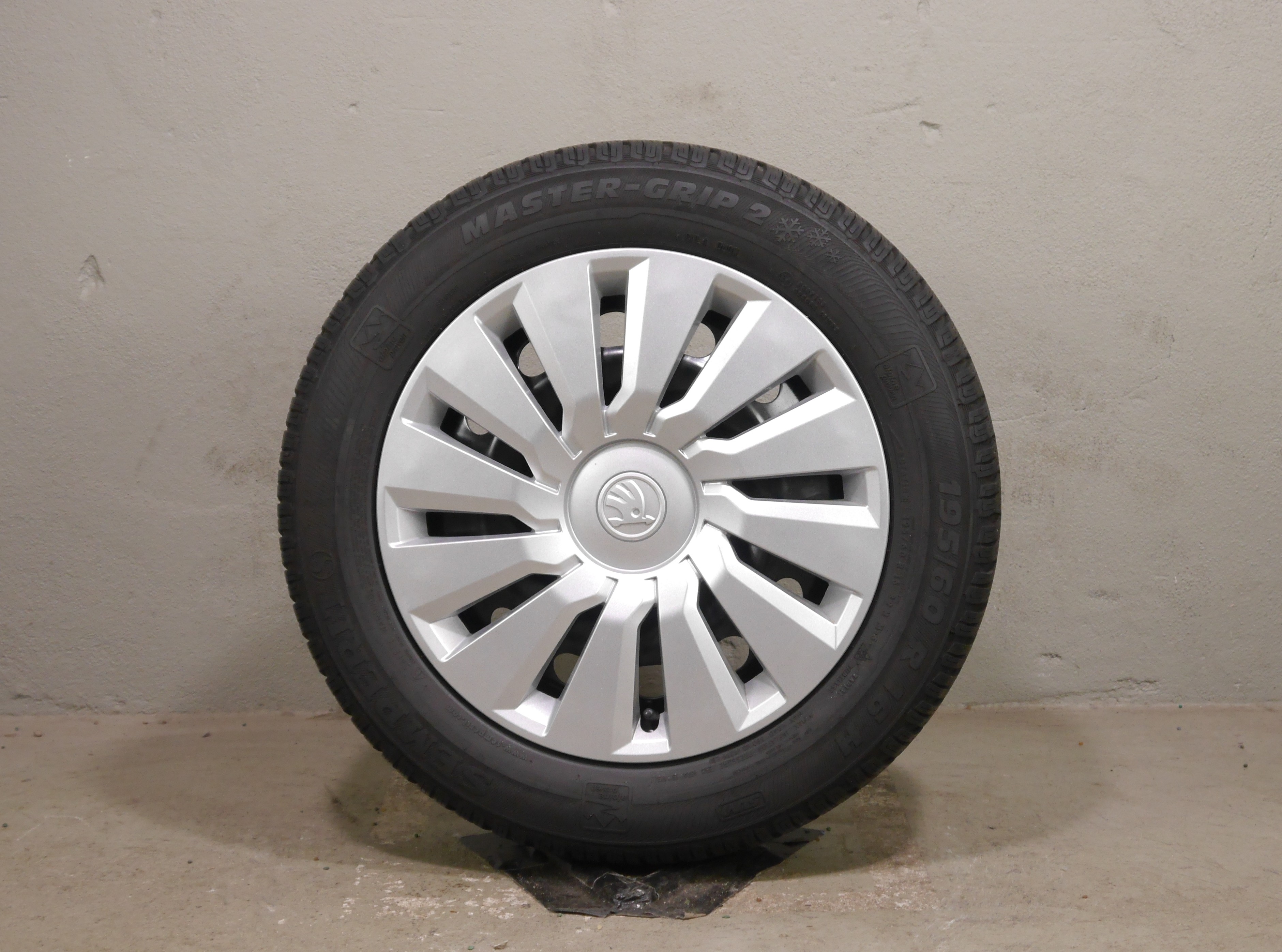 Skoda Scala Stahlradsatz – Winter 195/60 R16 89H (AO) – 2Q0601027H/AE