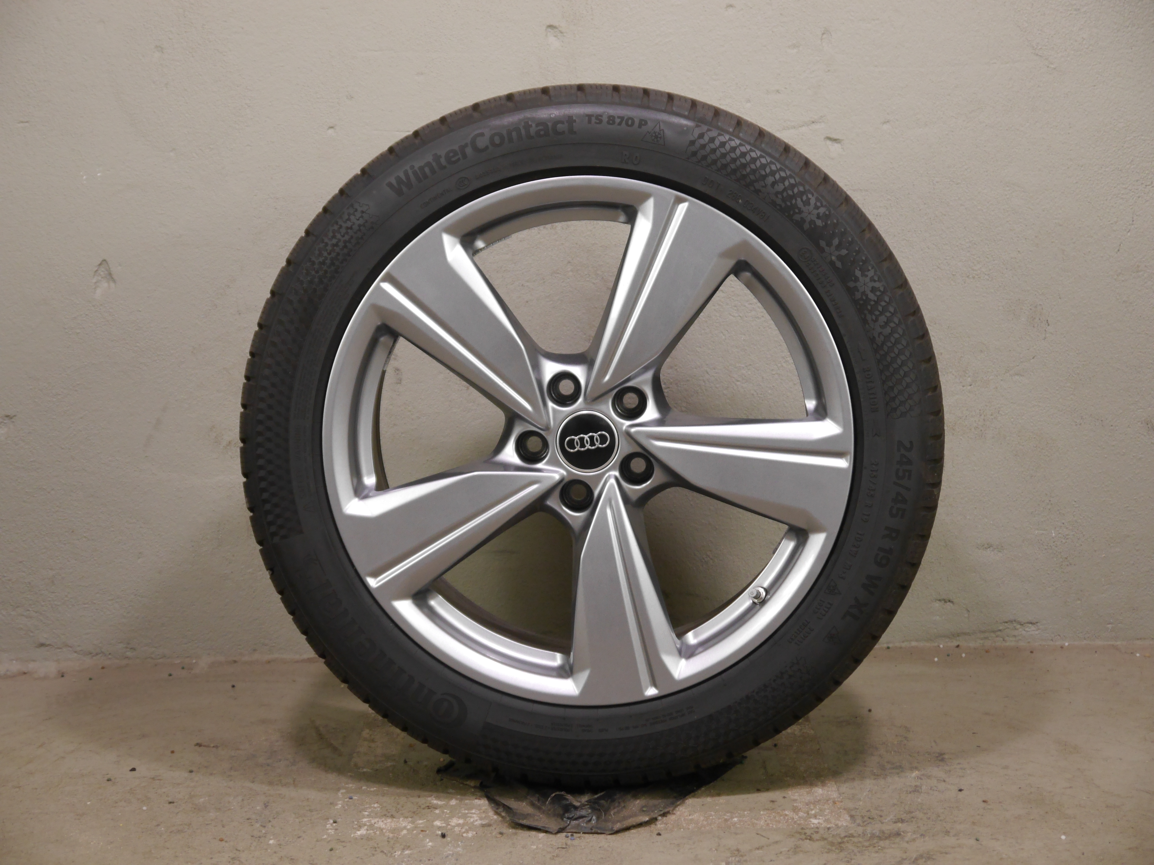 Audi A6 Avant Aluradsatz – Winter 245/45 R19 102W (AO) – 4P0601025G mit RDKS