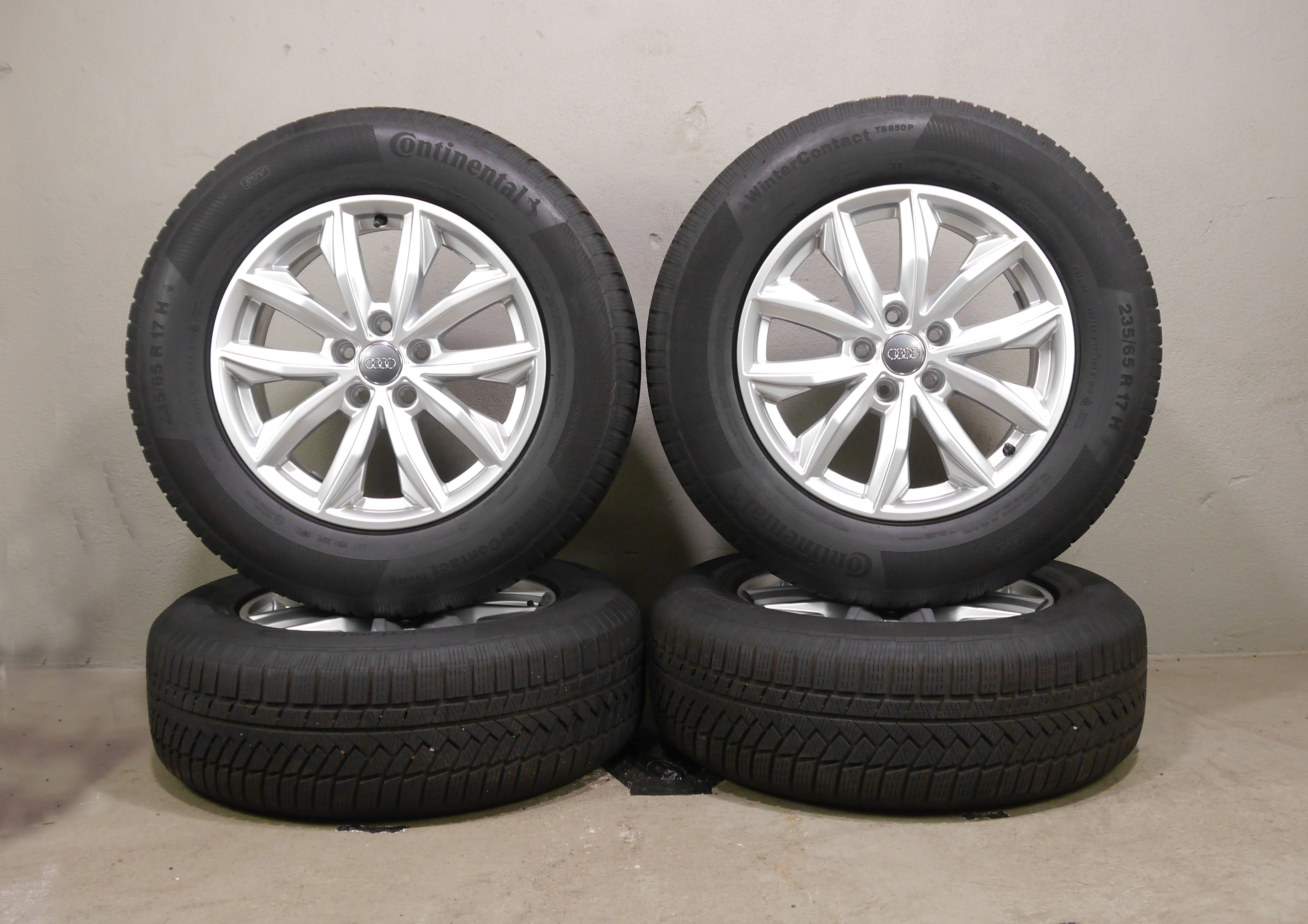 Audi Q5 (FY) Sportback Aluradsatz  – Winter 235/65 R17 104H (AO) – 80A601025J