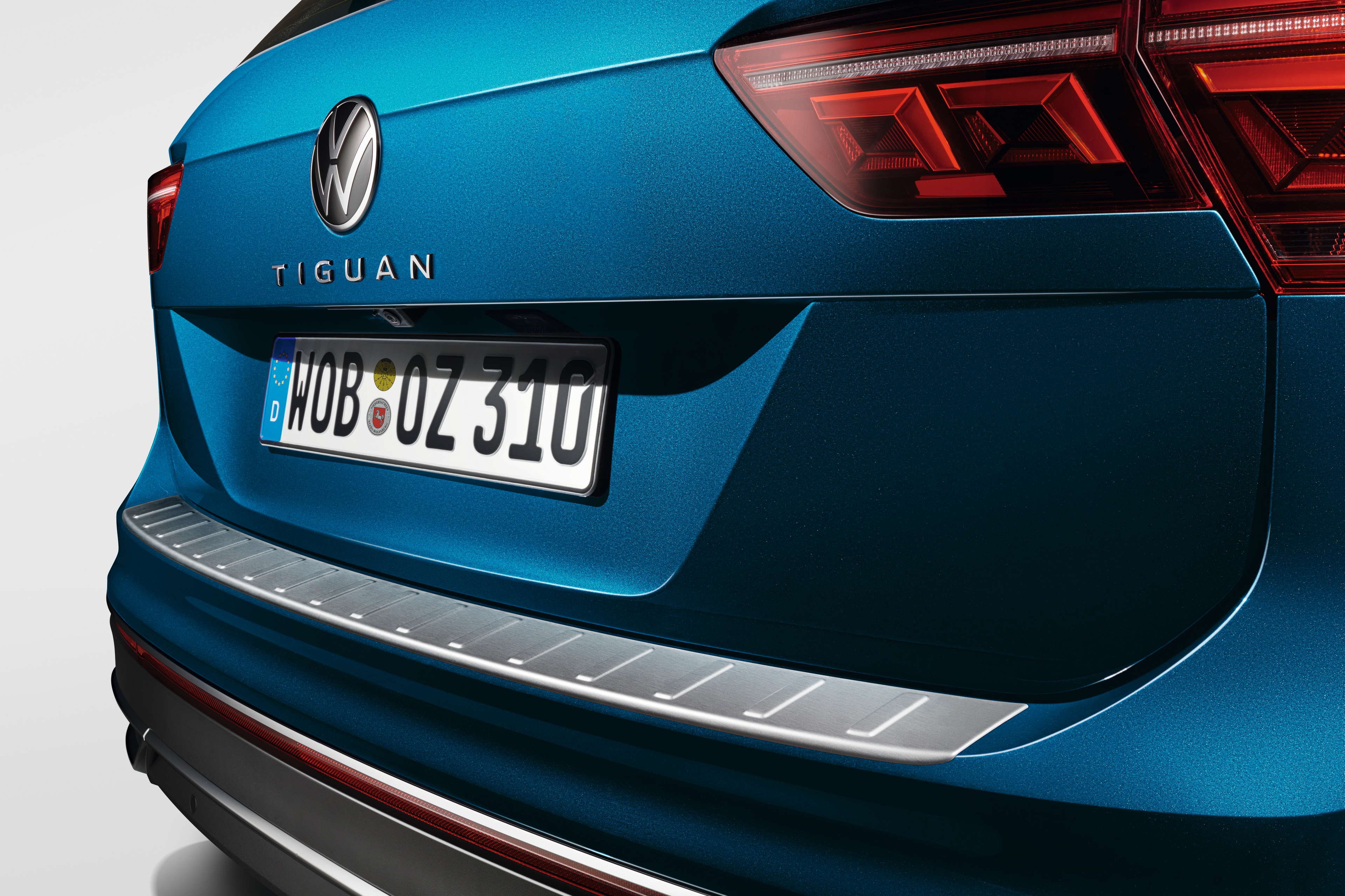 1617101355__5NA061195A_4Ks4rrqBVrUiLzh Volkswagen Ladekantenschutz Edelstahloptik - VW Tiguan