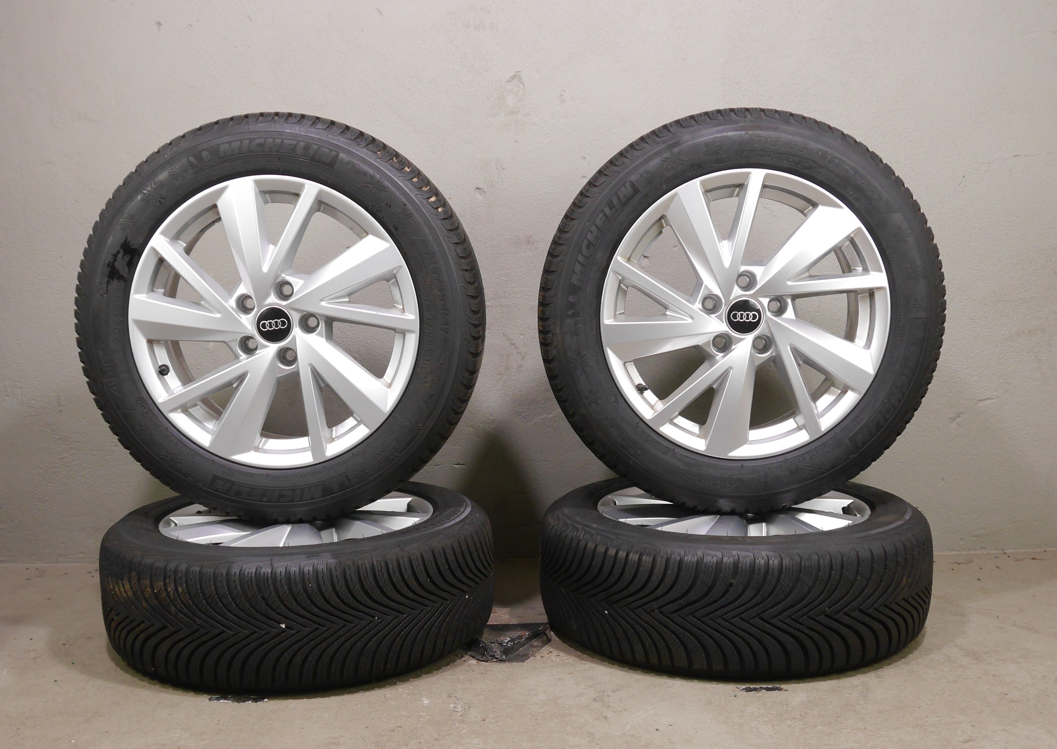 Audi Q2 Aluradsatz – Winter 215/55 R17 94V (AO) – 81A601025C