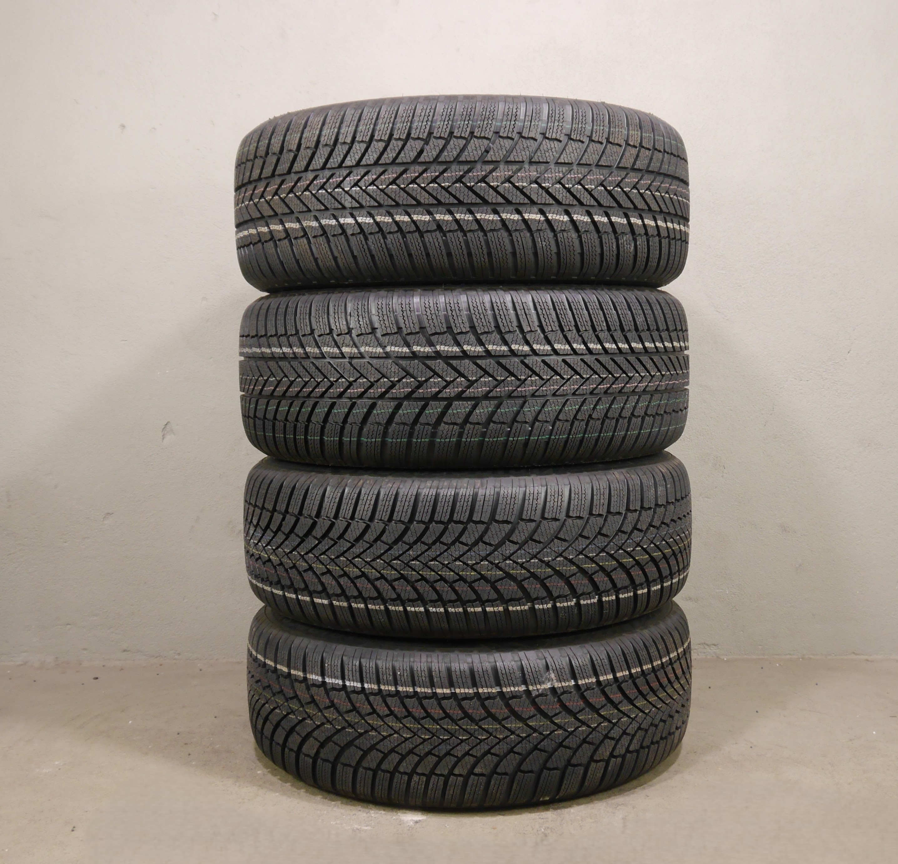 Audi Q4 e-tron Aluradsatz – Winter 235/55 R19 101T, 255/50 R19 103T 89A601025AM