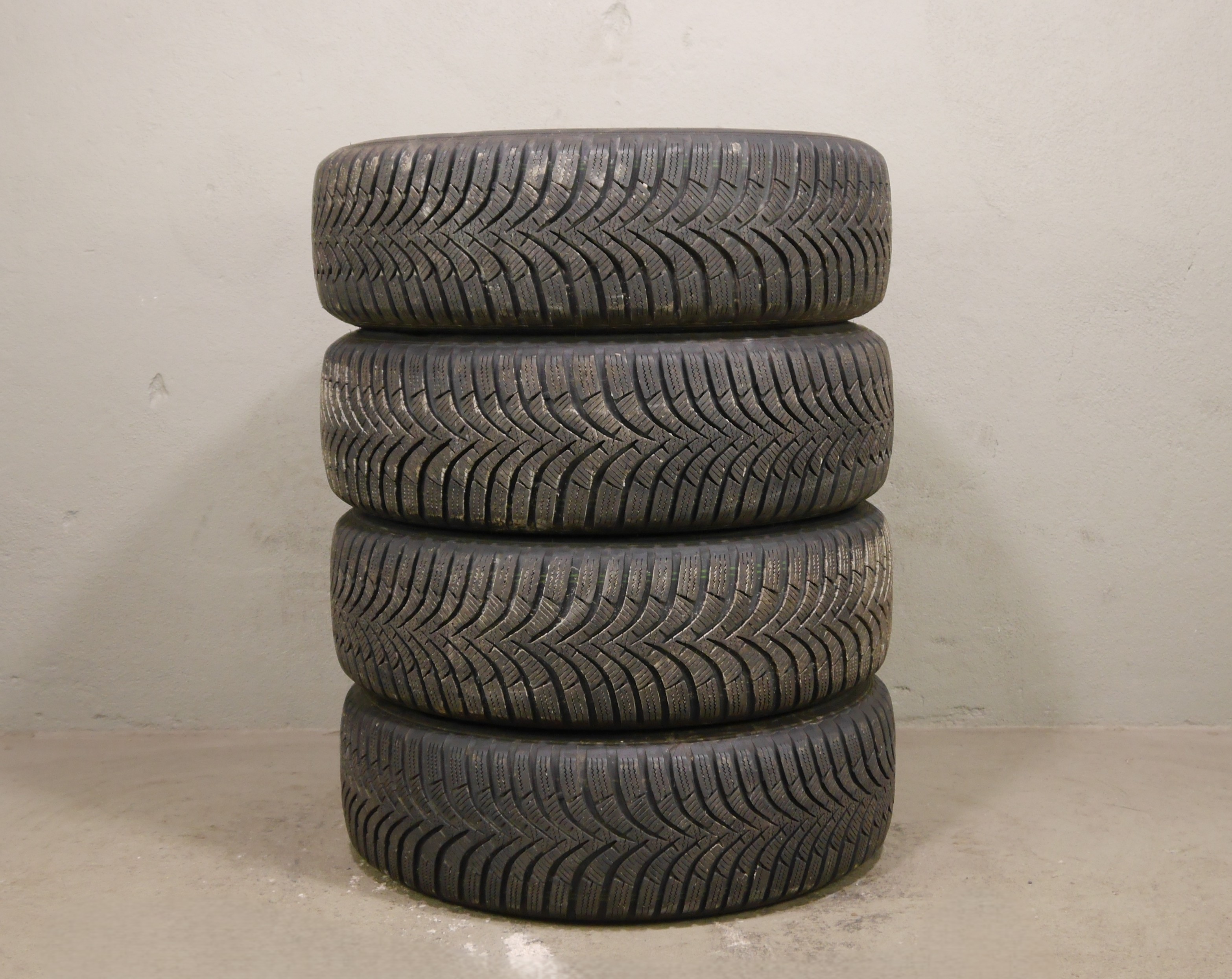 VW T-Cross Stahlradsatz – Winter 195/60 R16 89H (AO) – 2Q0601027H/AB