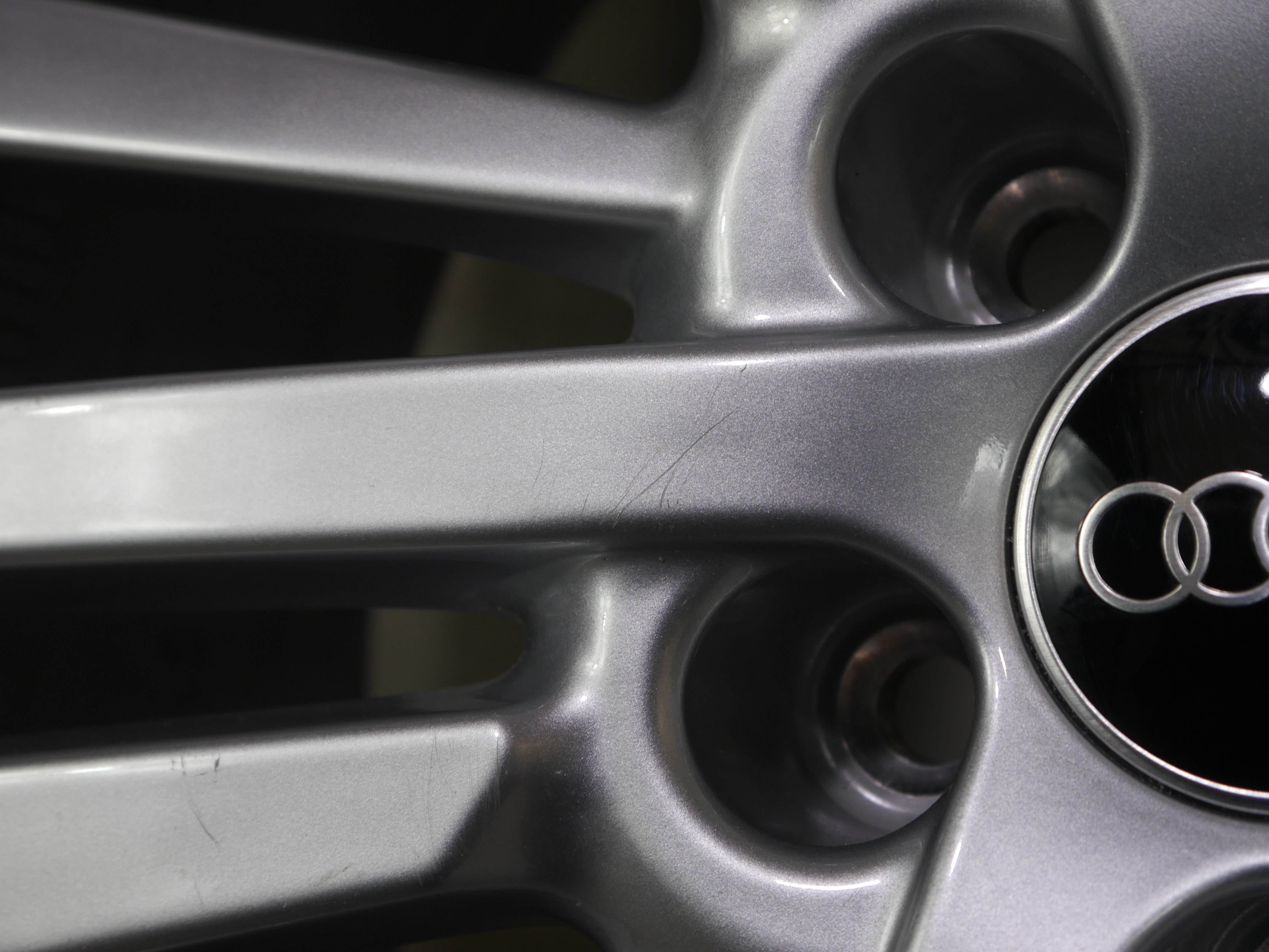 Audi Q5 Aluradsatz – Winter 255/45 R20 101V (AO) – 80A601025L