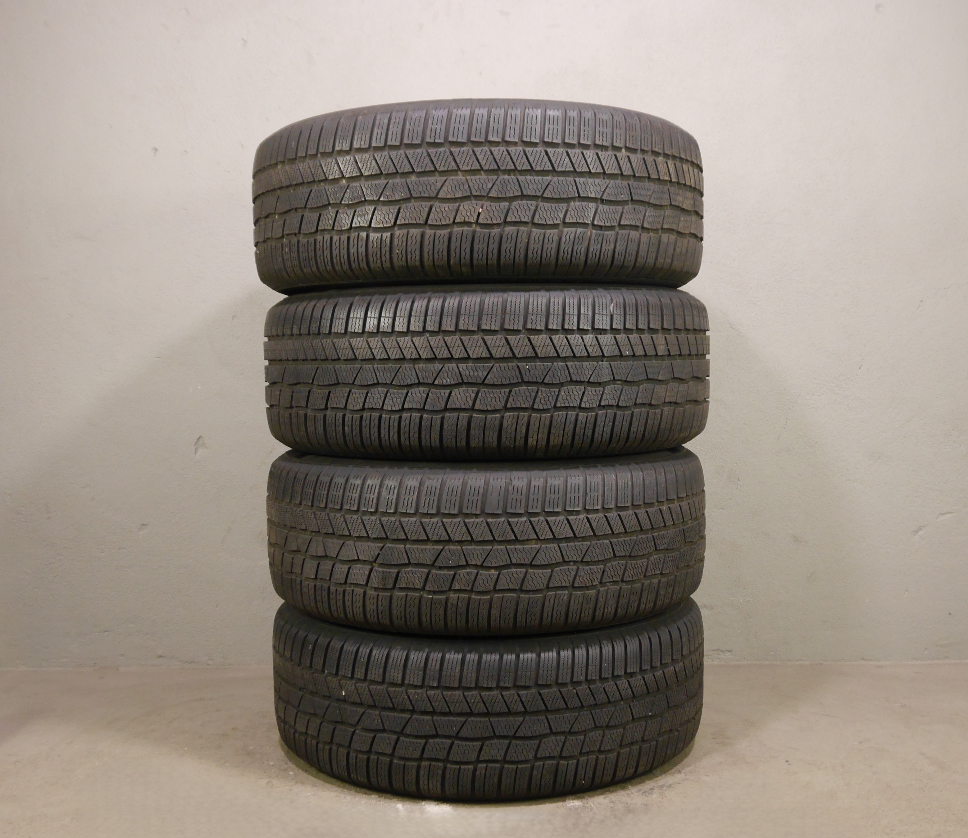 Audi Q7 Aluradsatz – Winter 255/50 R20 109H (AO) – 4M0601025G RDKS