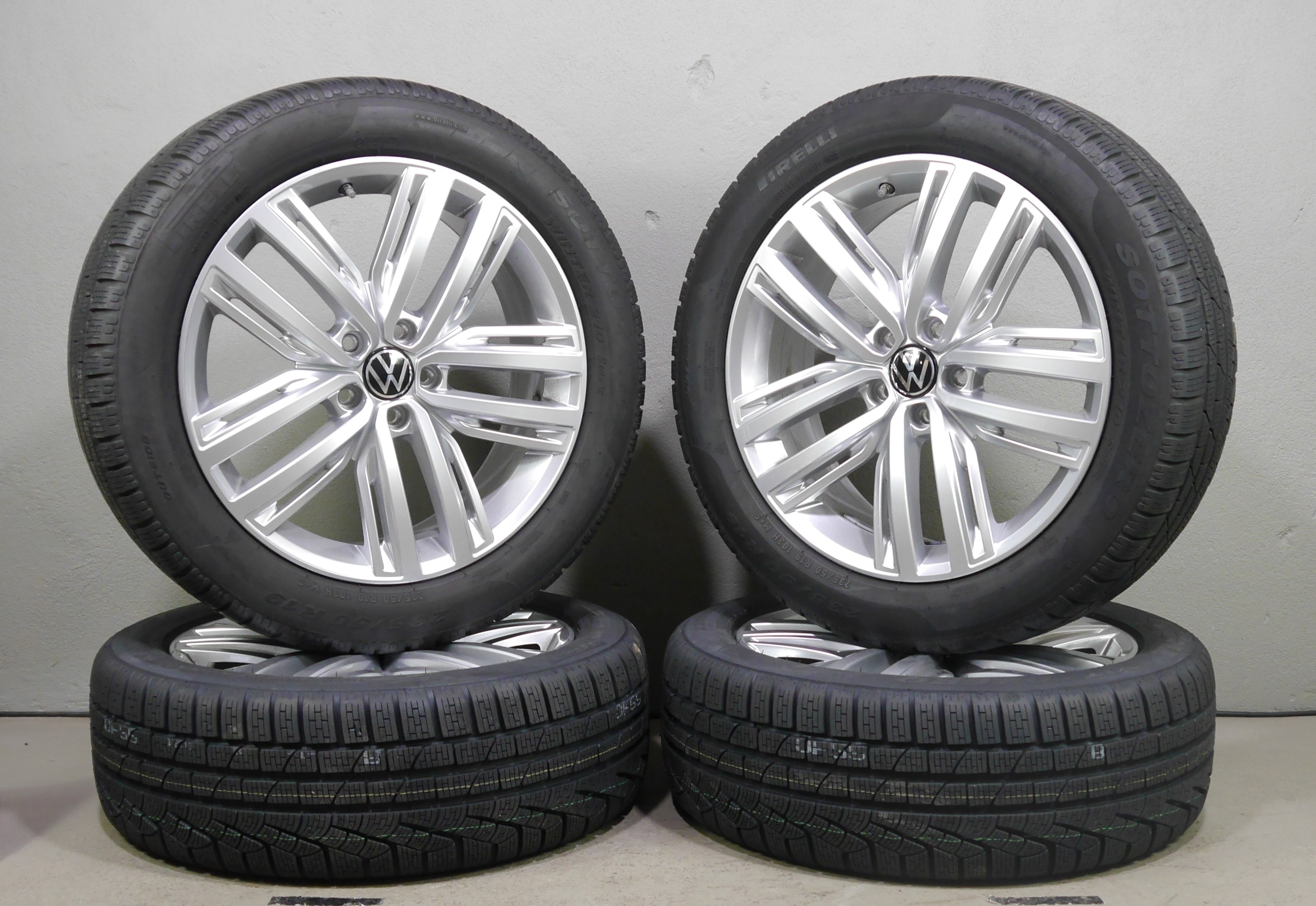 VW Tiguan Aluradsatz – Winter 235/50 R19 103H – 5NA601025N RDKS