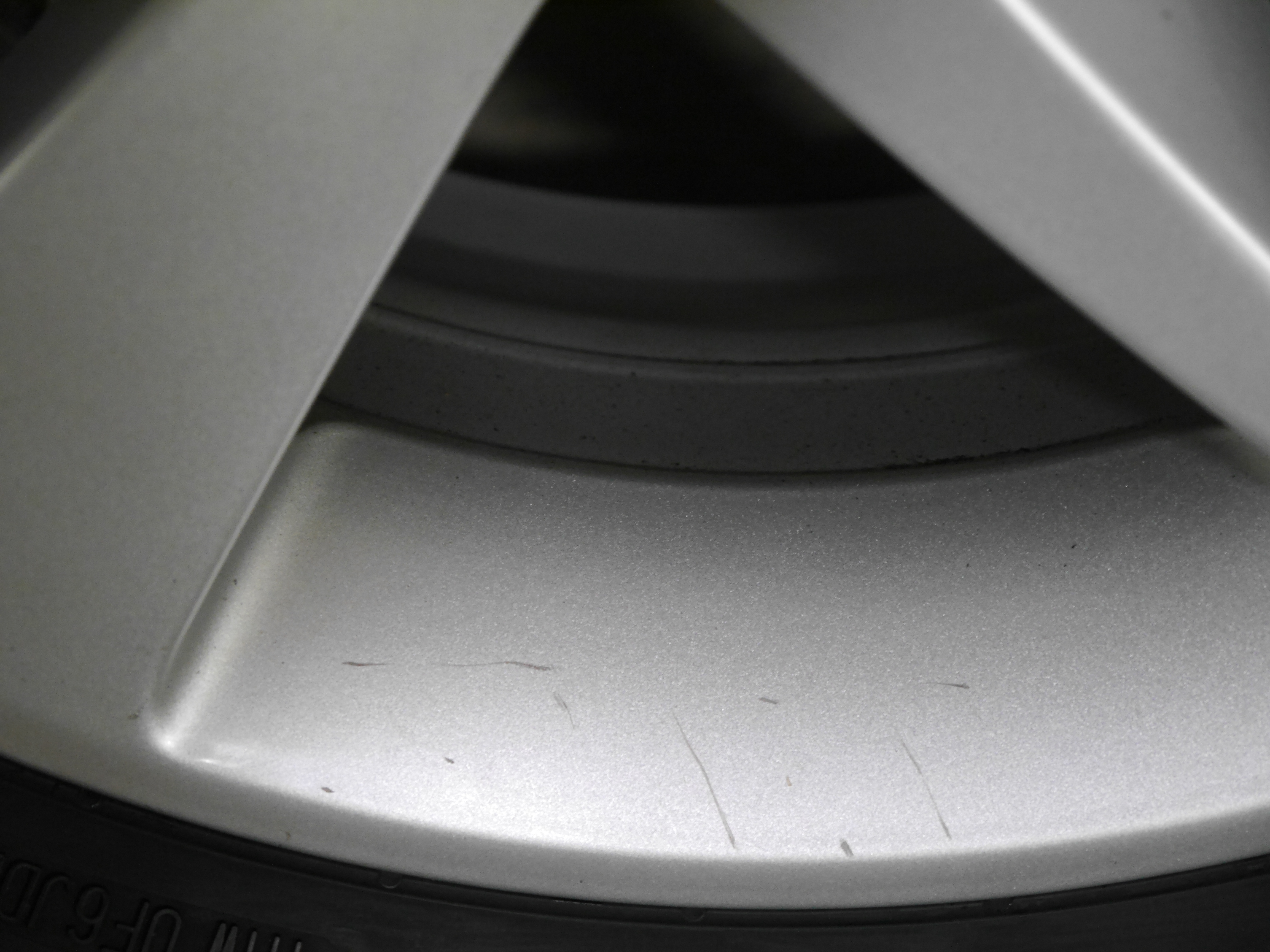 Seat Mii Aluradsatz – Sommer 175/65 R14 82T  – 1SL601025