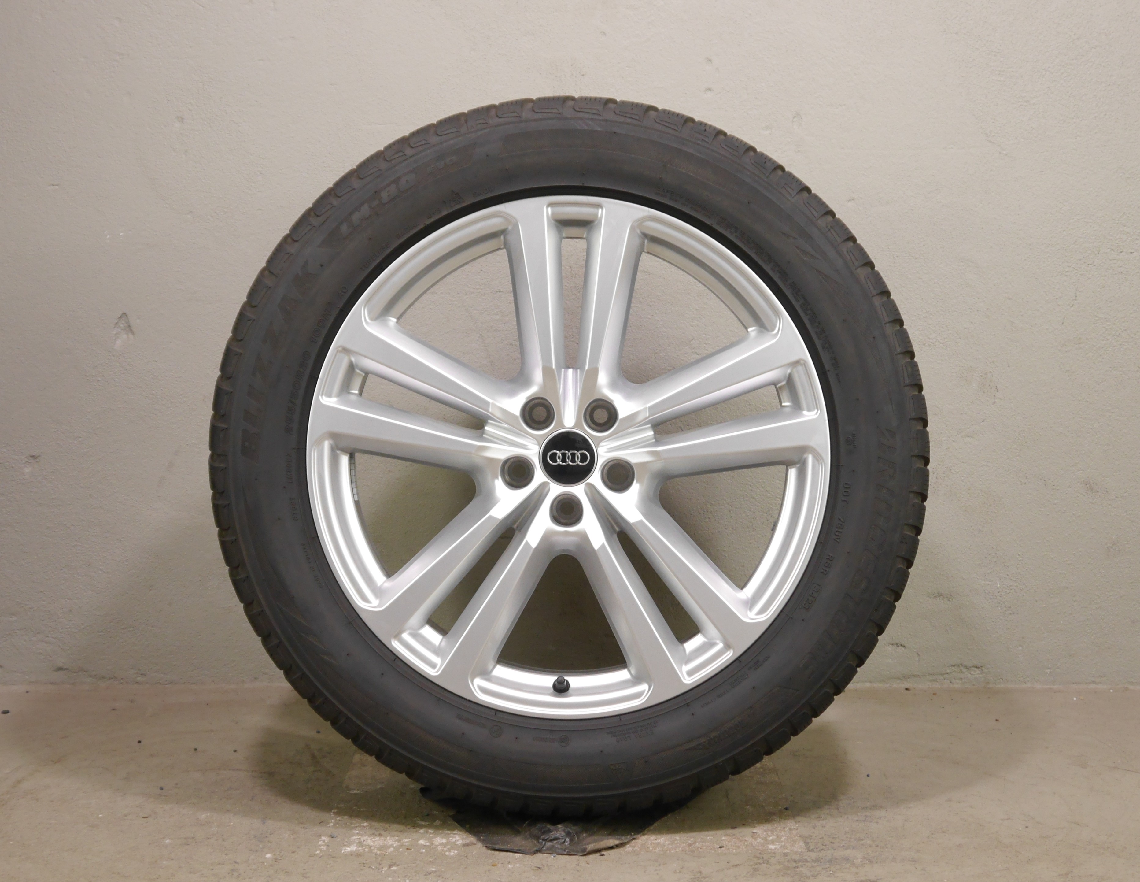 Audi Q7 Aluradsatz – Winter 255/50 R20 109H (AO) – 4M0601025G