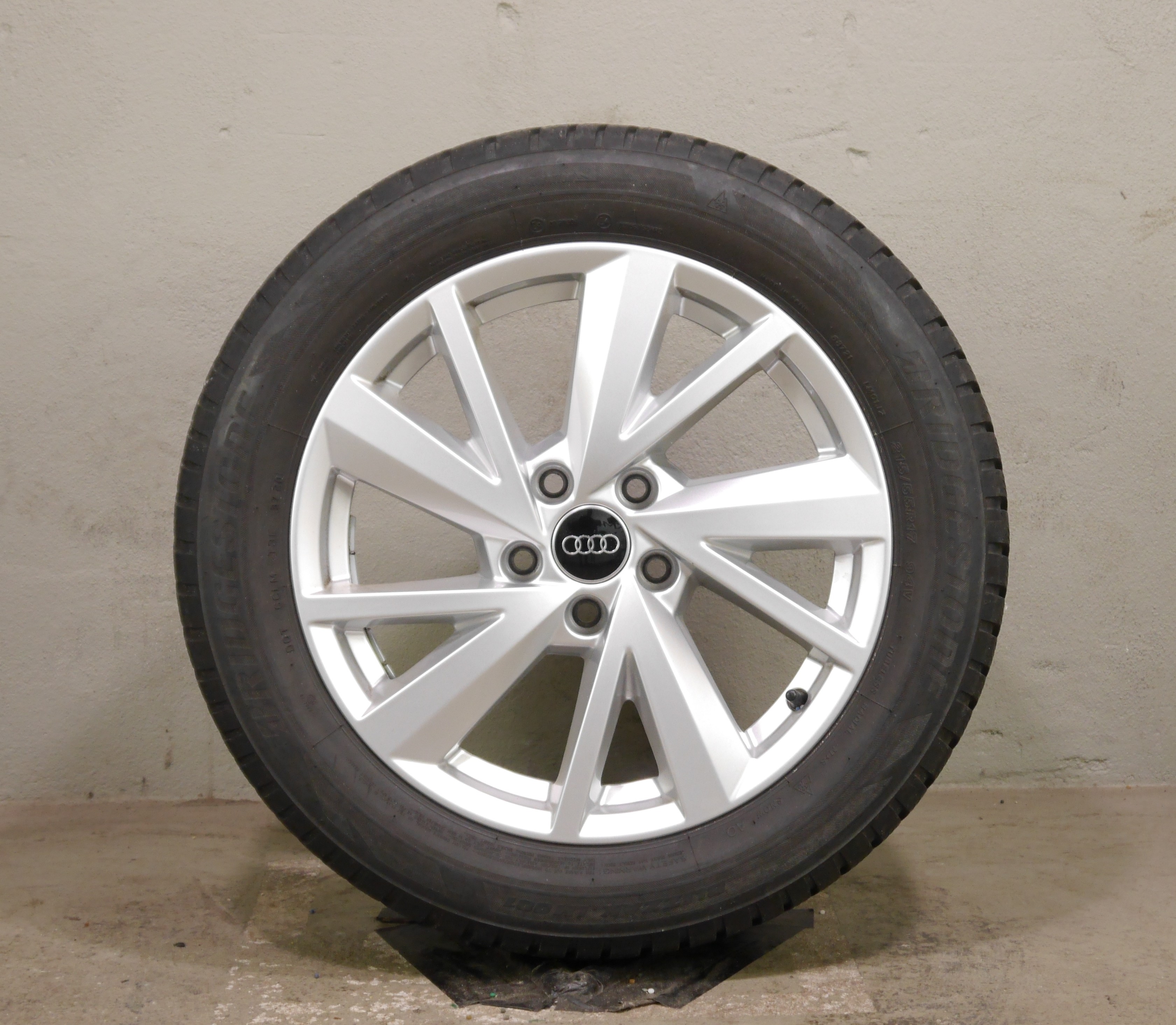 Audi Q2 (GA) Aluradsatz – Winter 215/55 R17 94V (AO) – 81A601025C