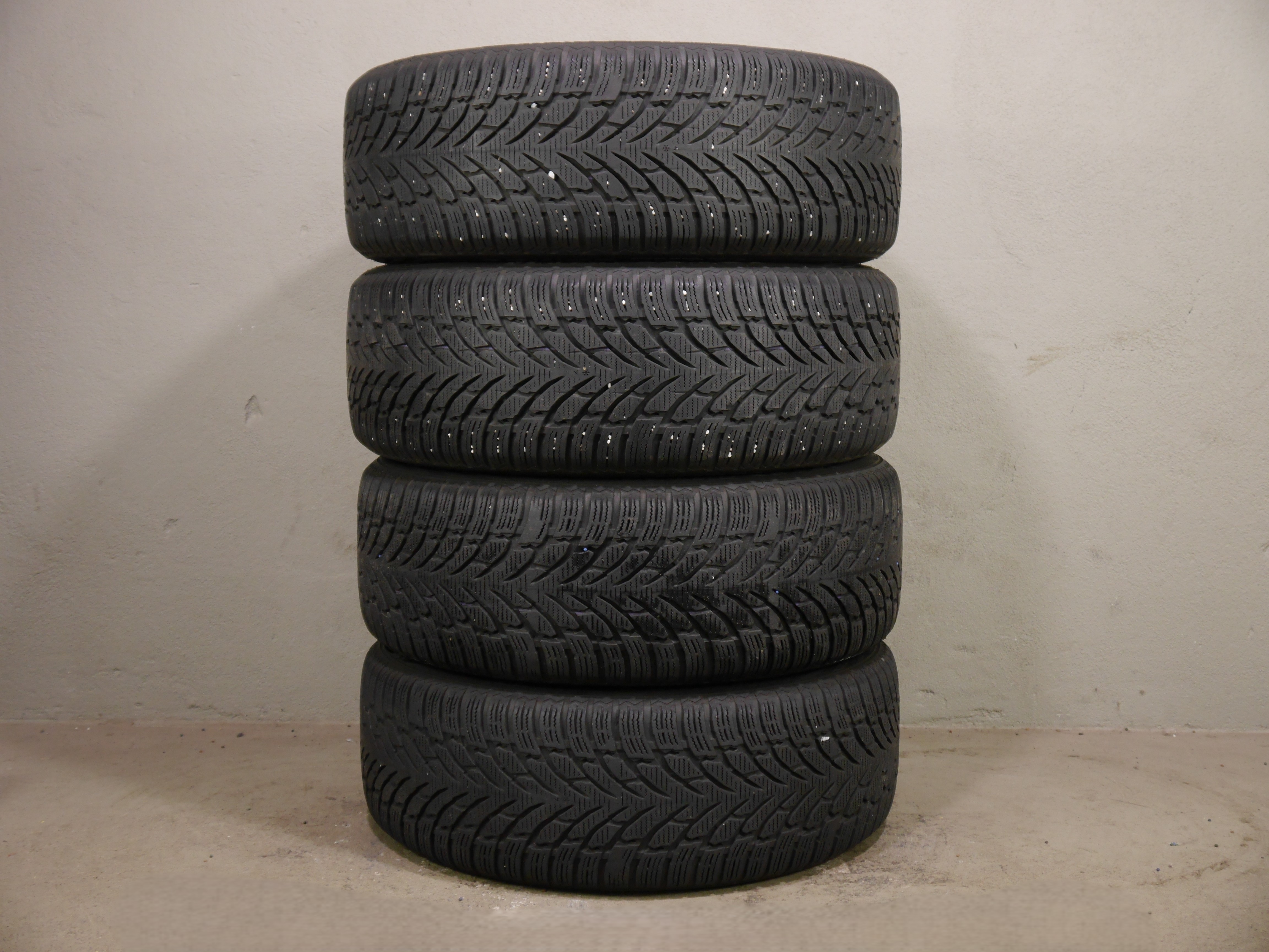 VW Tiguan (5N) Aluradsatz – Winter 225/55 R18 102H – KBA51558