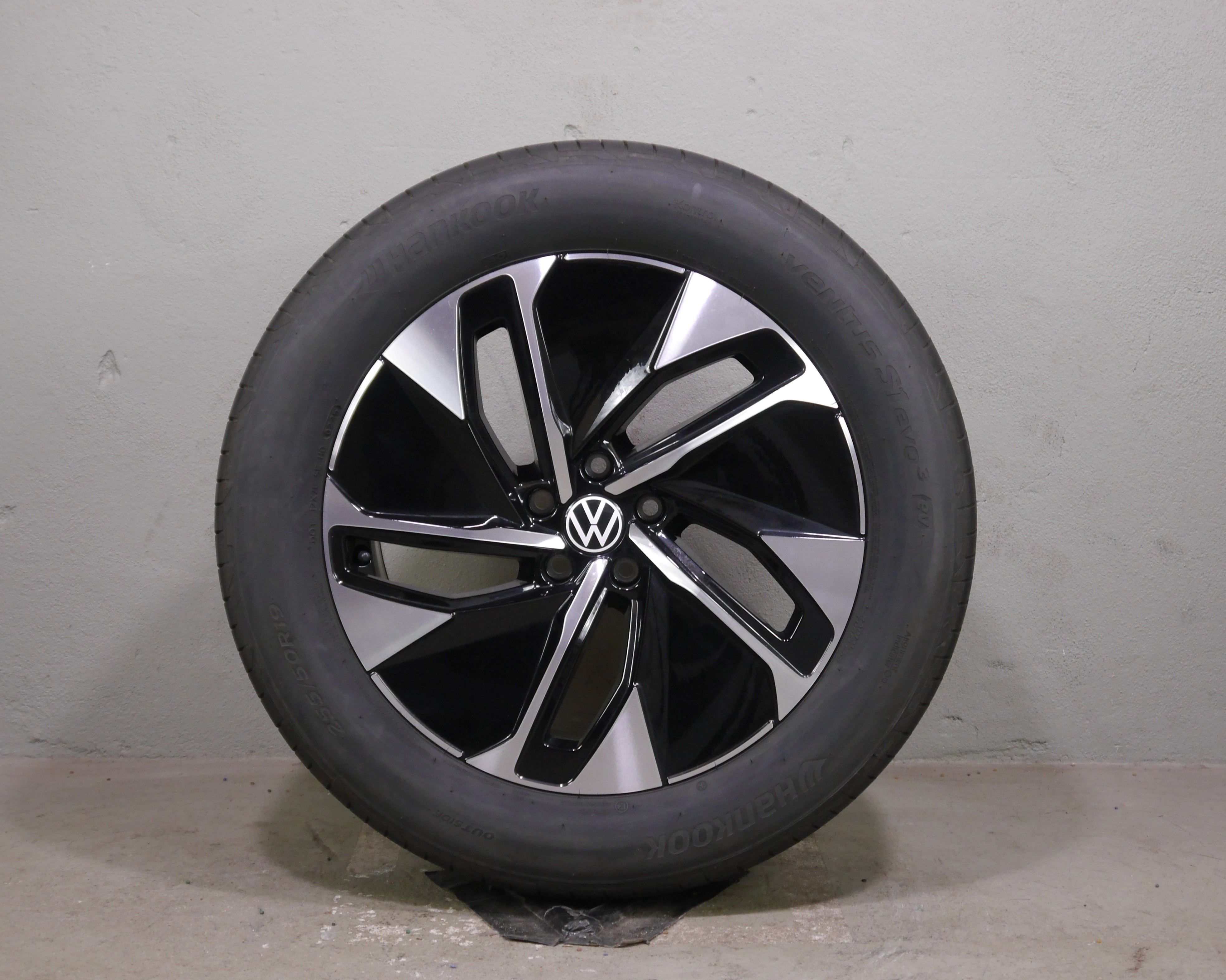 VW ID.4 Aluradsatz – Sommer 235/55 R19 101T 255/50 R19 103T - 11A601025-